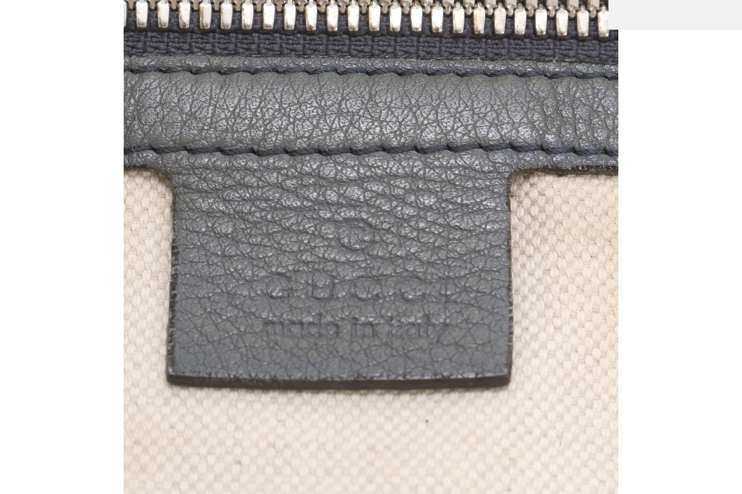 Soho Interlocking G 322057 Leather 2-Way Business Bag — view 9