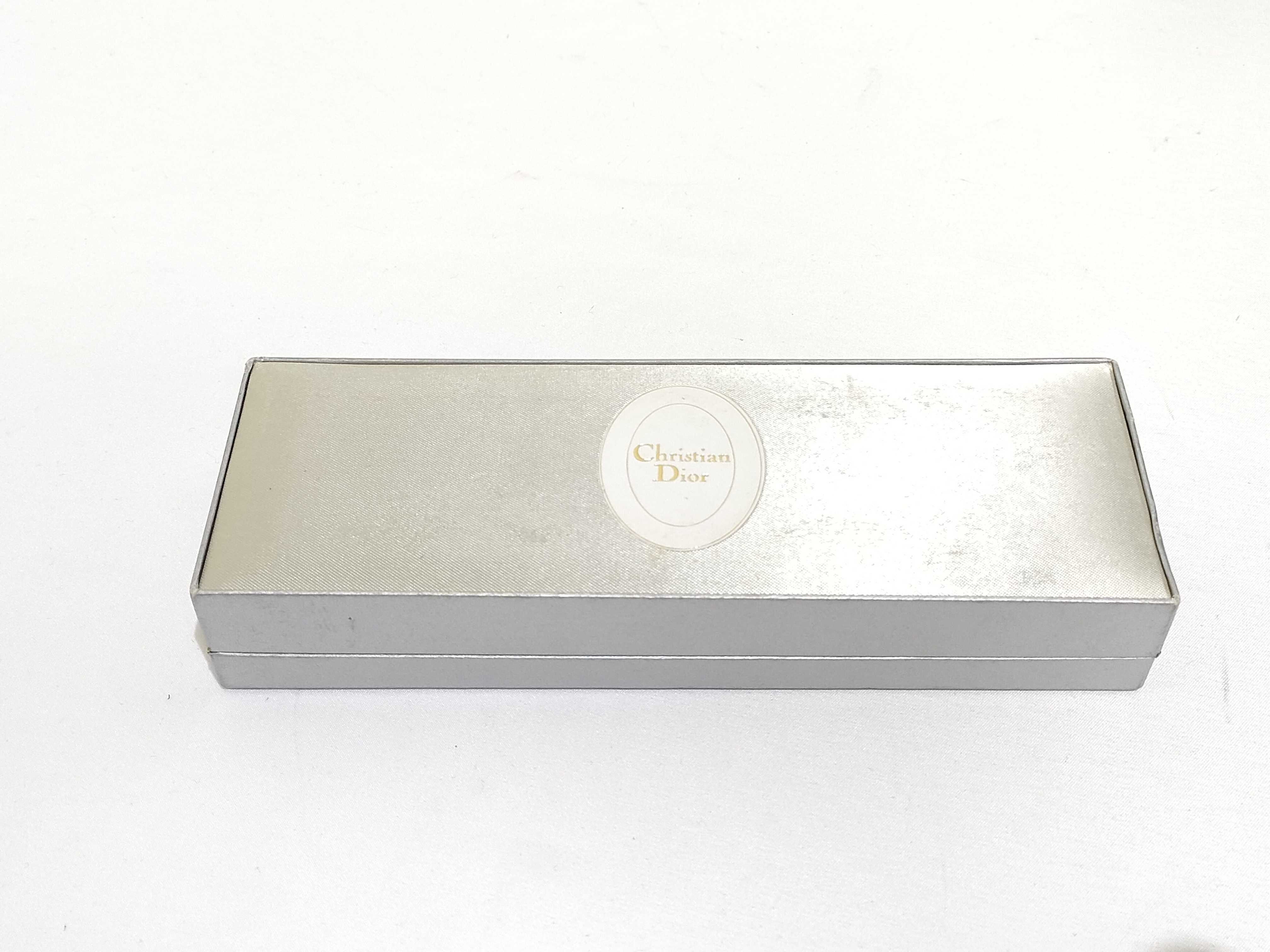 Gold Necklace — view 11