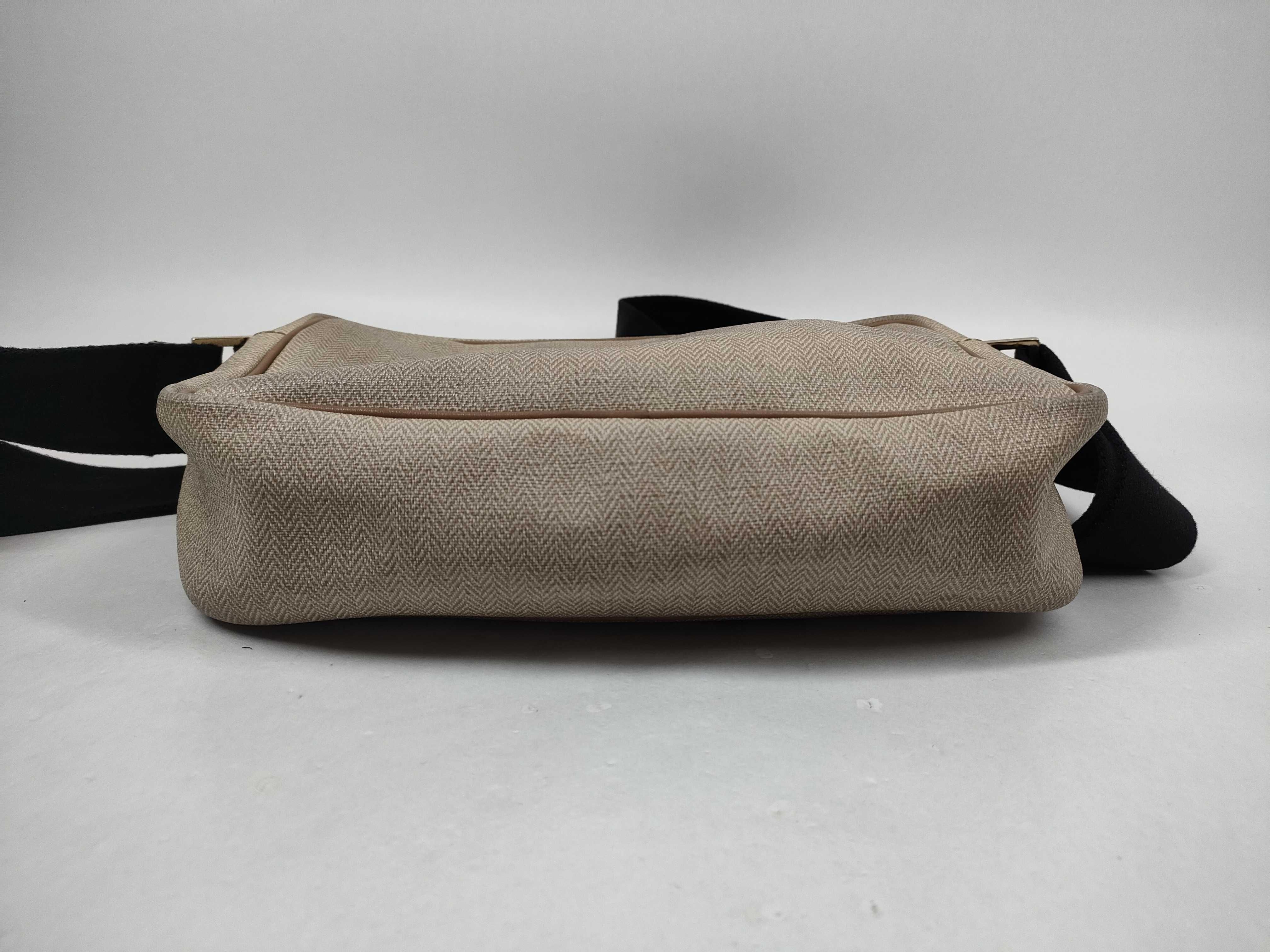 canvas shoulder bag — view 3