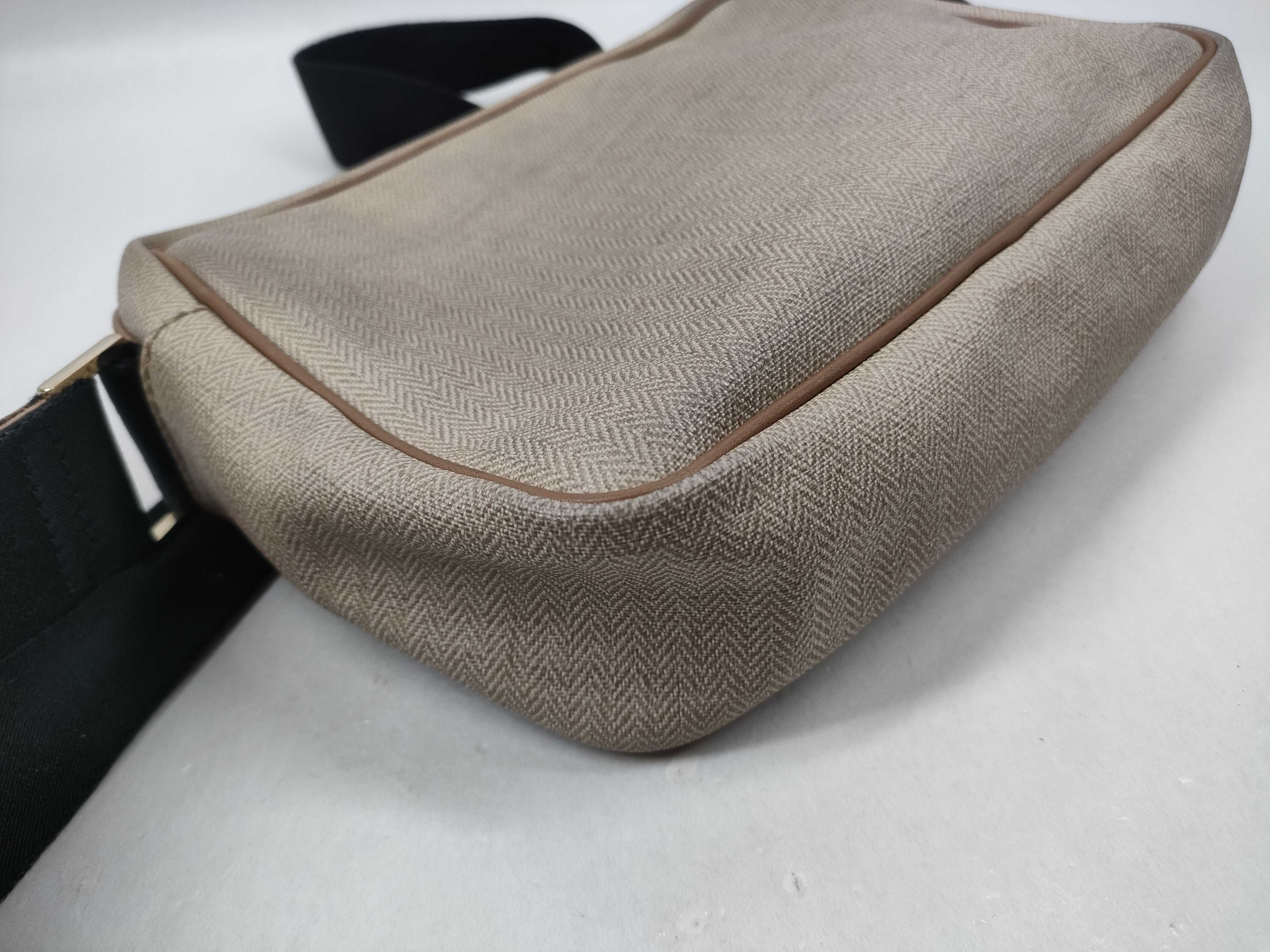 canvas shoulder bag — view 4