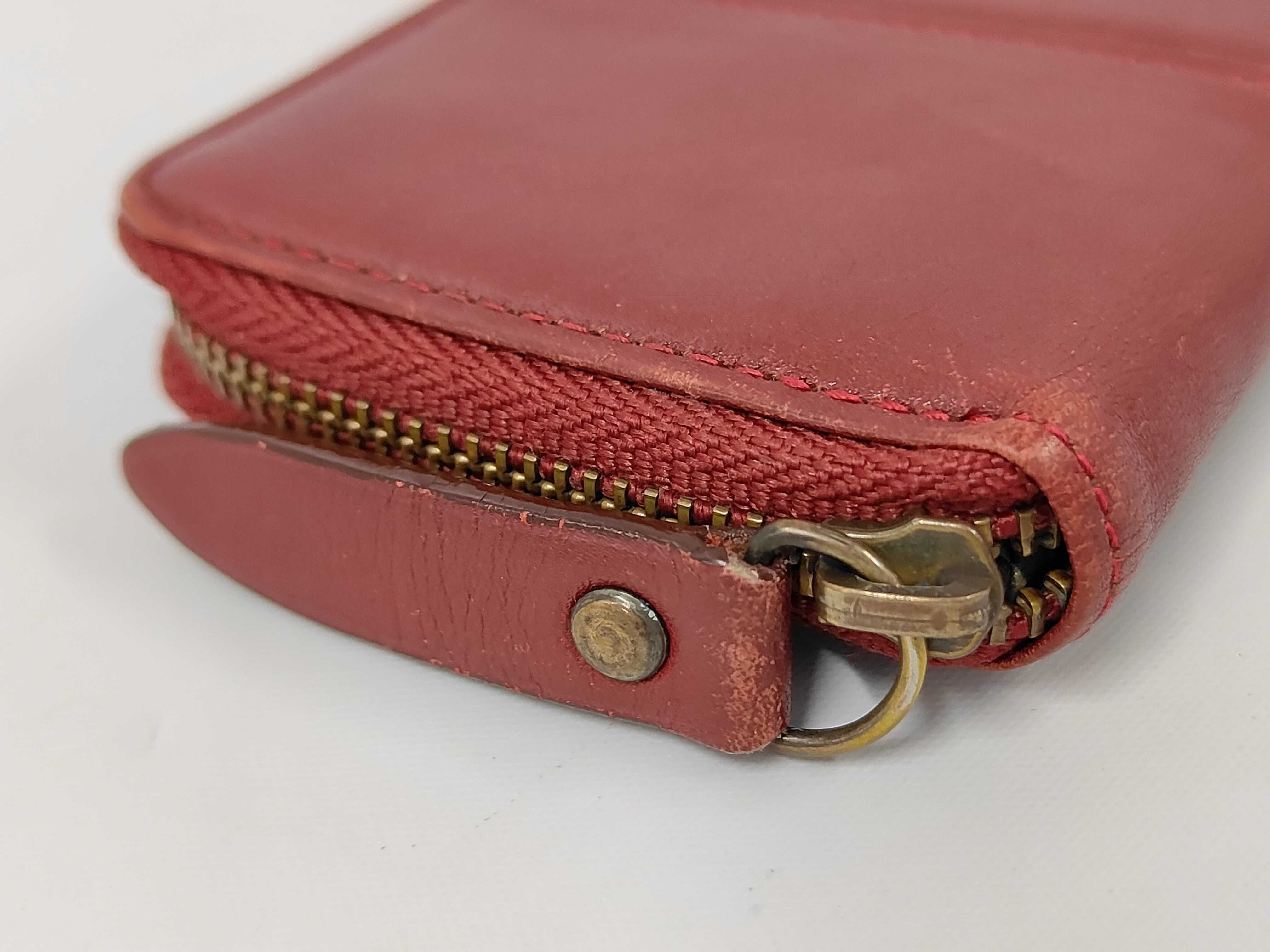 Key Case, 5-Key Hook, Round Zip Key Case — view 7