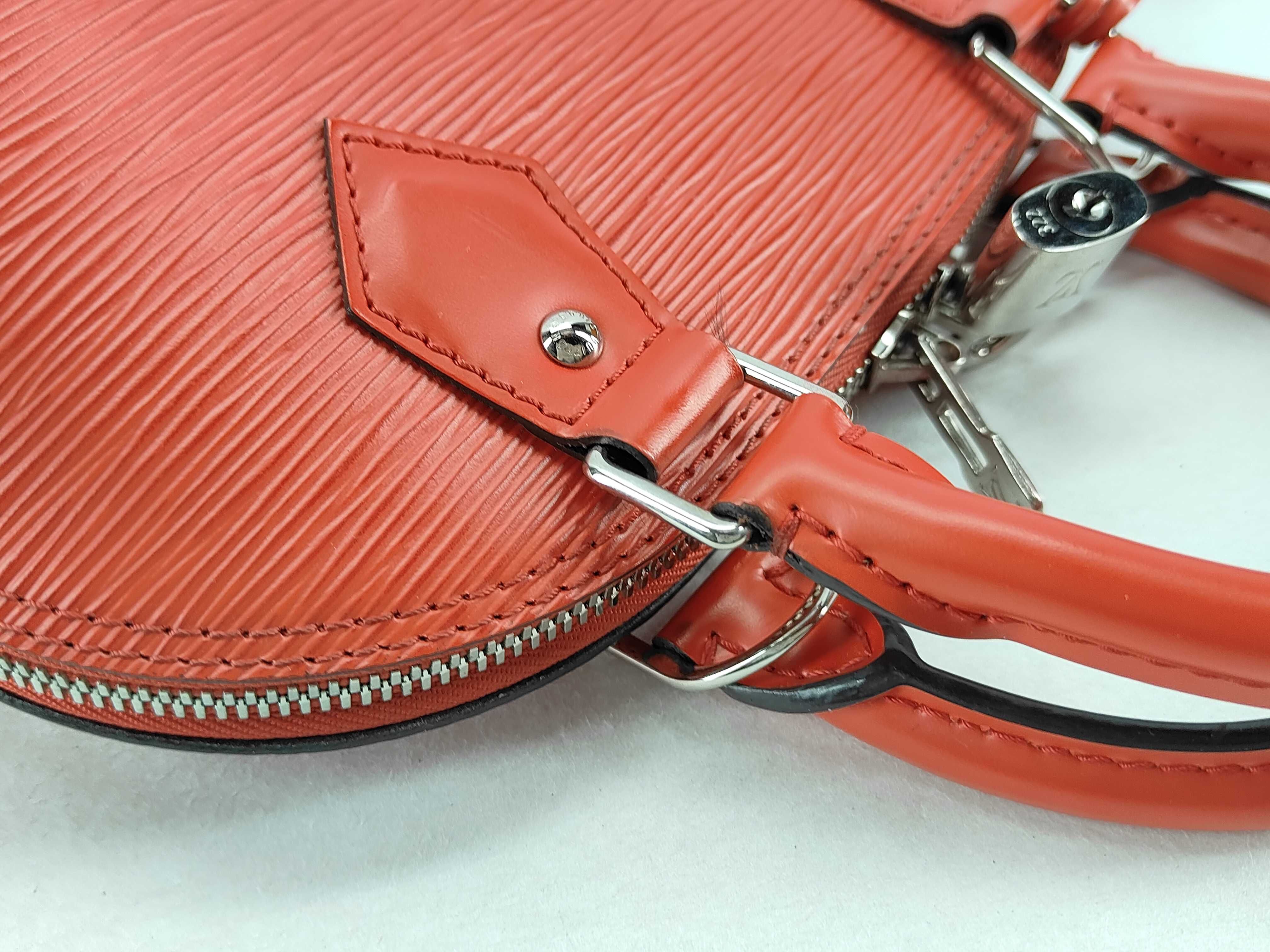 Epi Leather Alma BB Shoulder Bag Handbag SN2155 Handbag — view 6