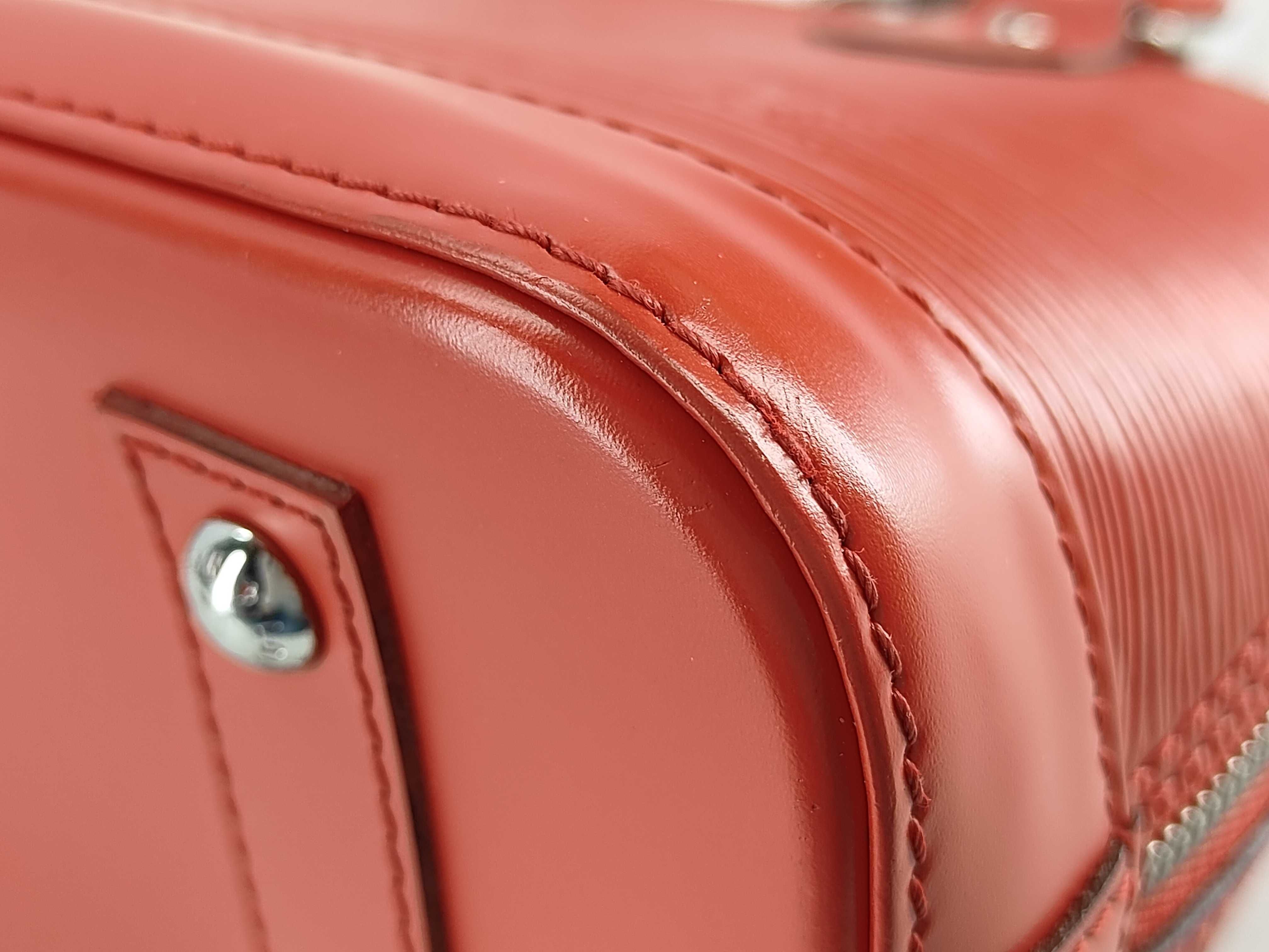 Epi Leather Alma BB Shoulder Bag Handbag SN2155 Handbag — view 10