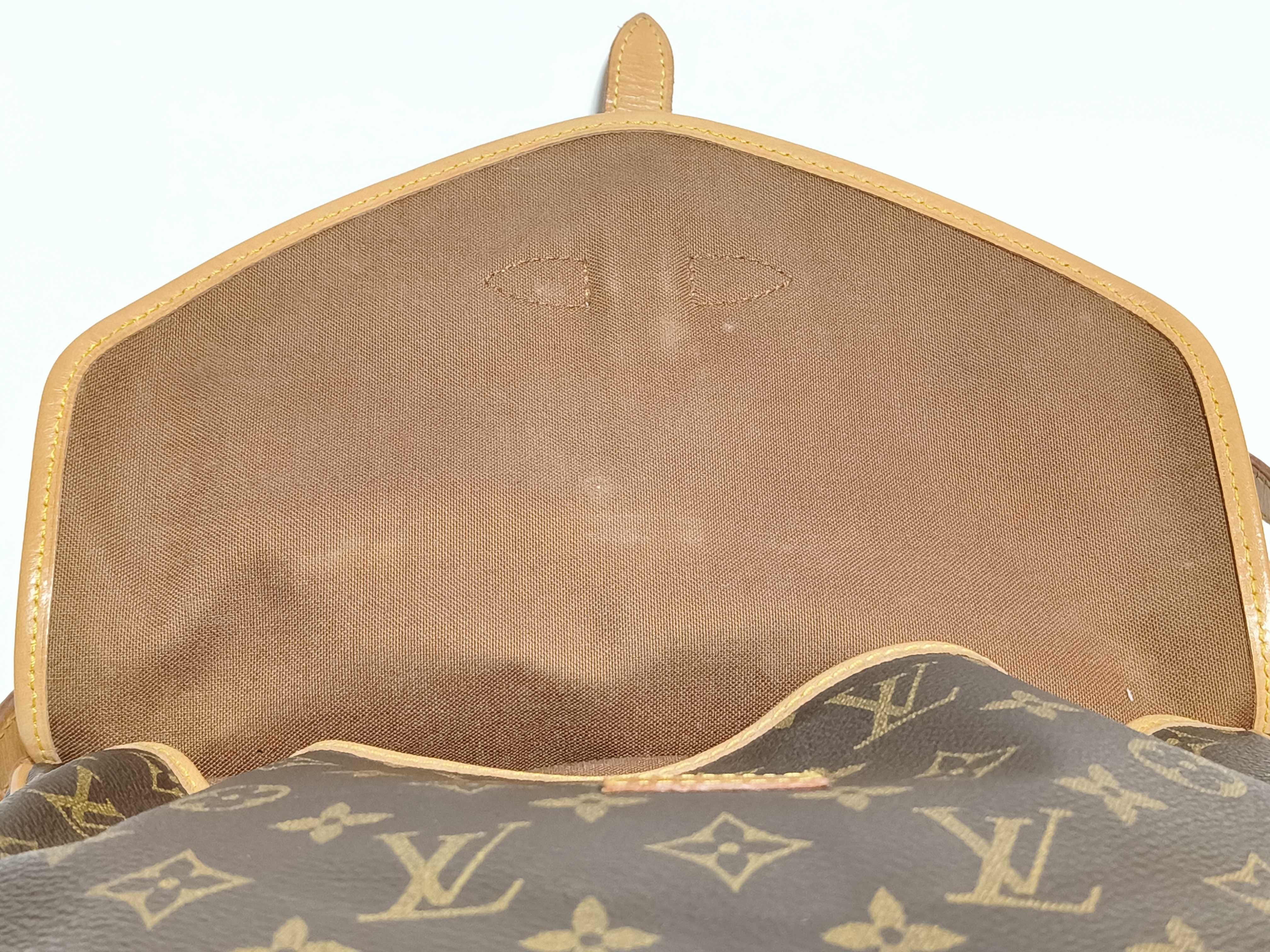 Monogram LV Monogram Saumur 30 M42256 AR9002 Shoulder Bag — view 8