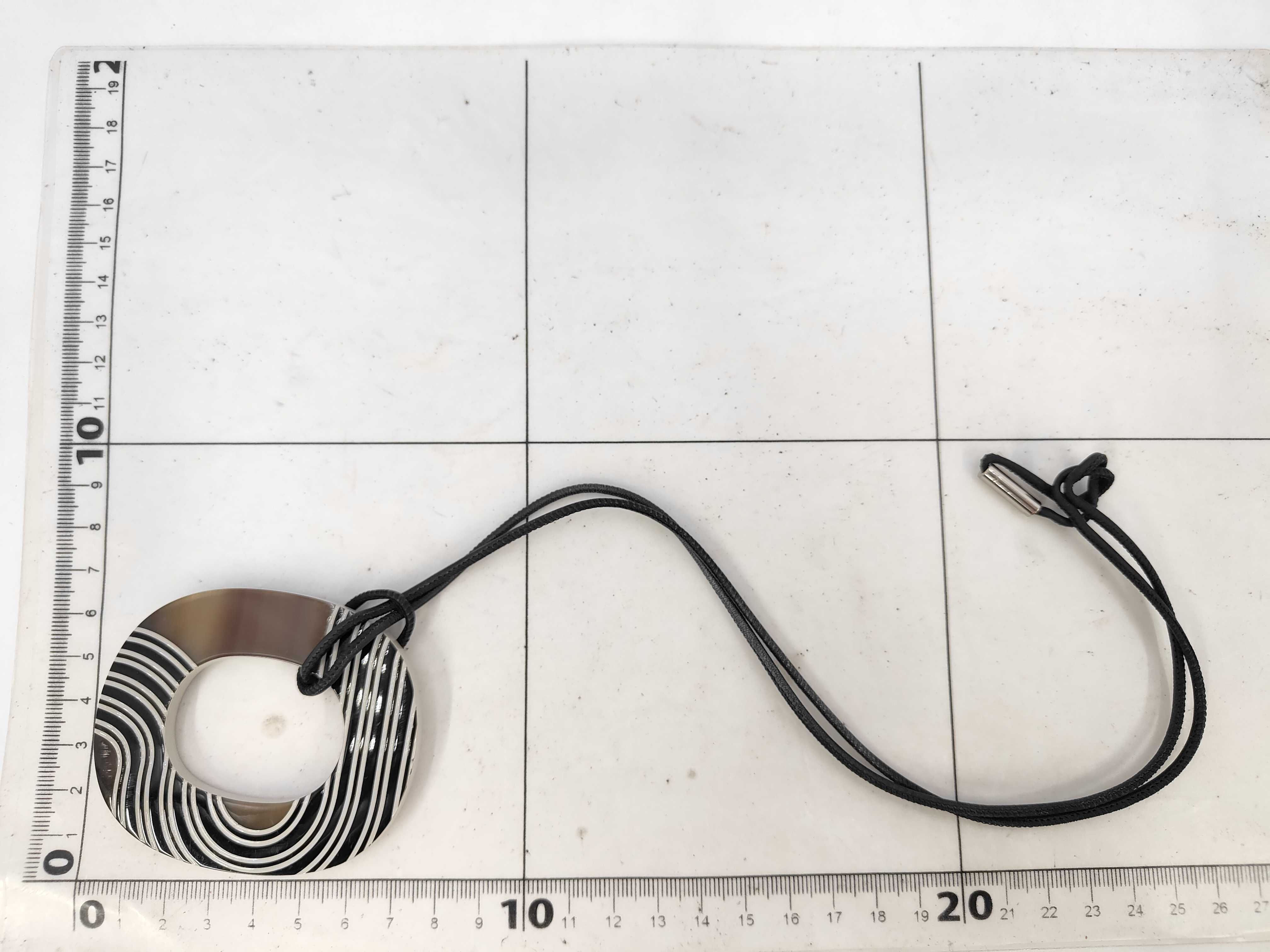 necklace — view 7