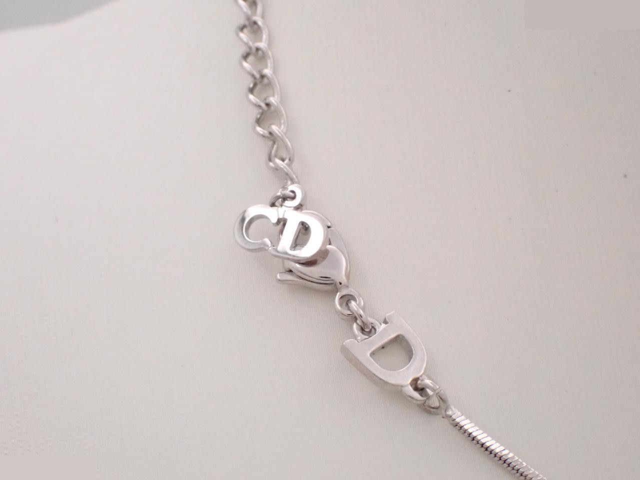 Other line: Precious metal necklace/pendant, unused, neck circumference approximately 44cm. — view 2