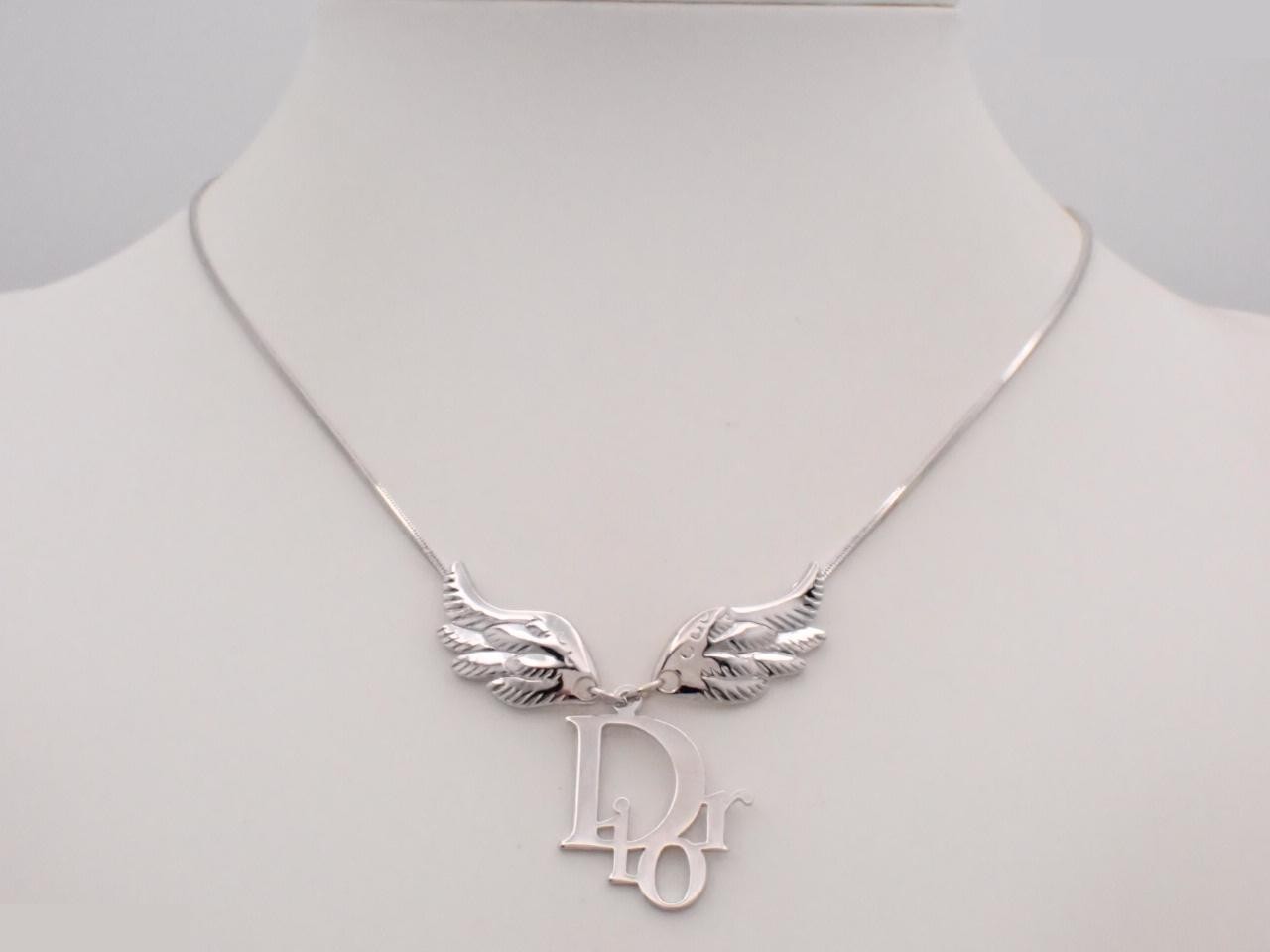 Other line: Precious metal necklace/pendant, unused, neck circumference approximately 44cm. — view 3