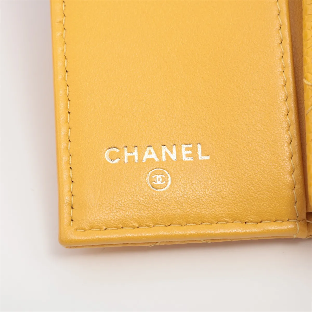 Matelassé Caviar Skin Compact Wallet, Yellow, Silver Hardware, 25757501 — view 8