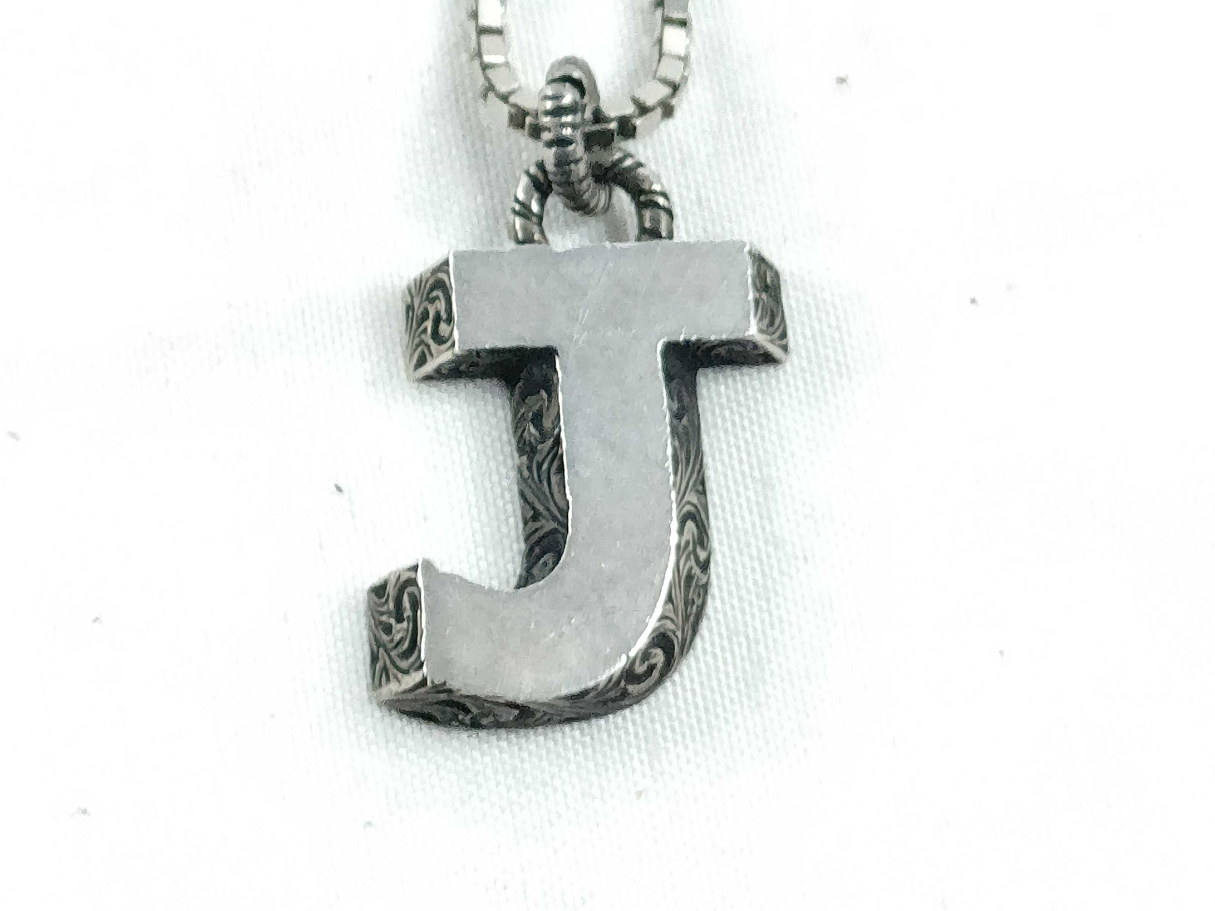 Initial Necklace Arabesque Necklace — view 2
