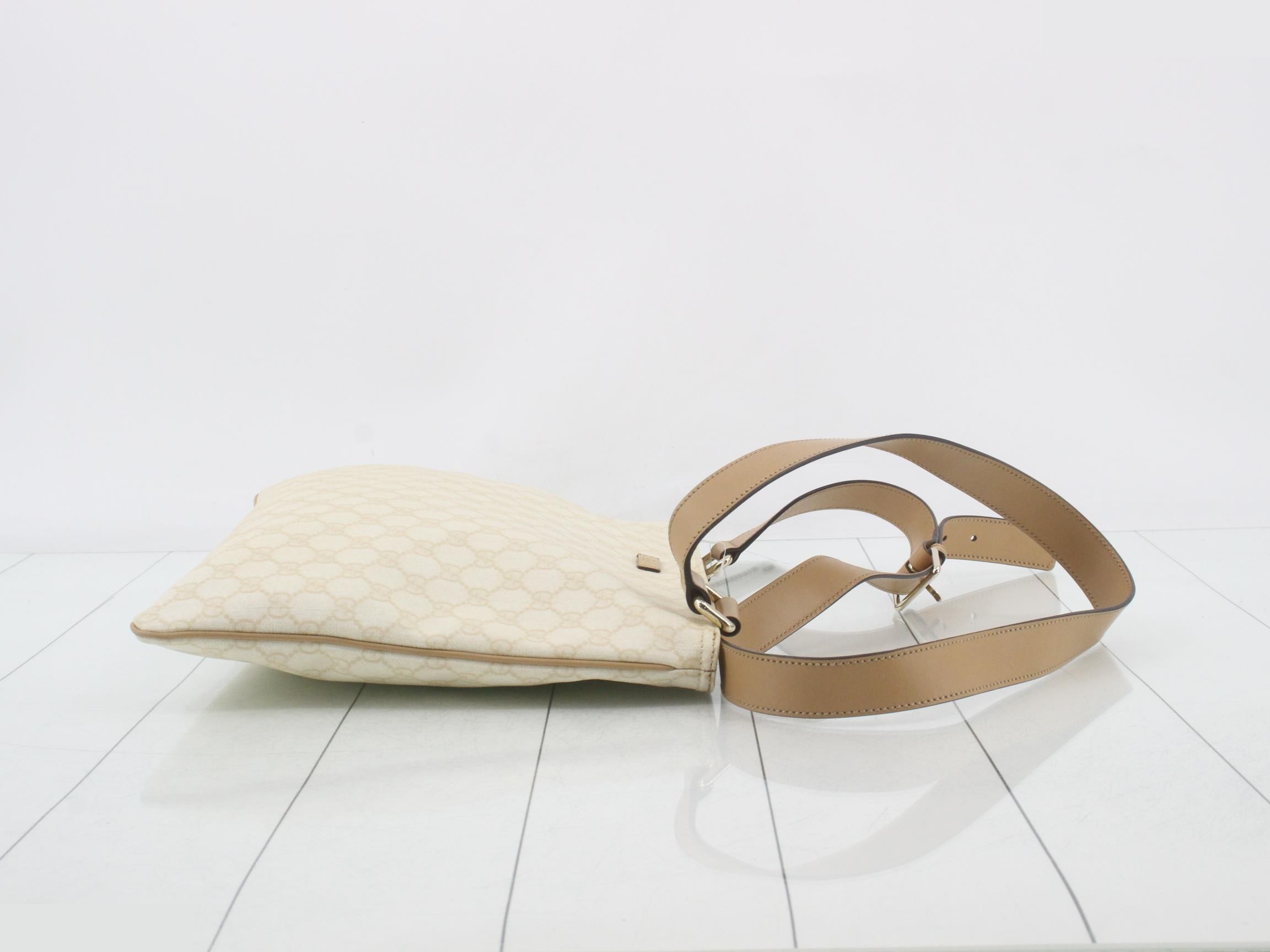 GG Supreme (Bag) Shoulder Bag — view 3