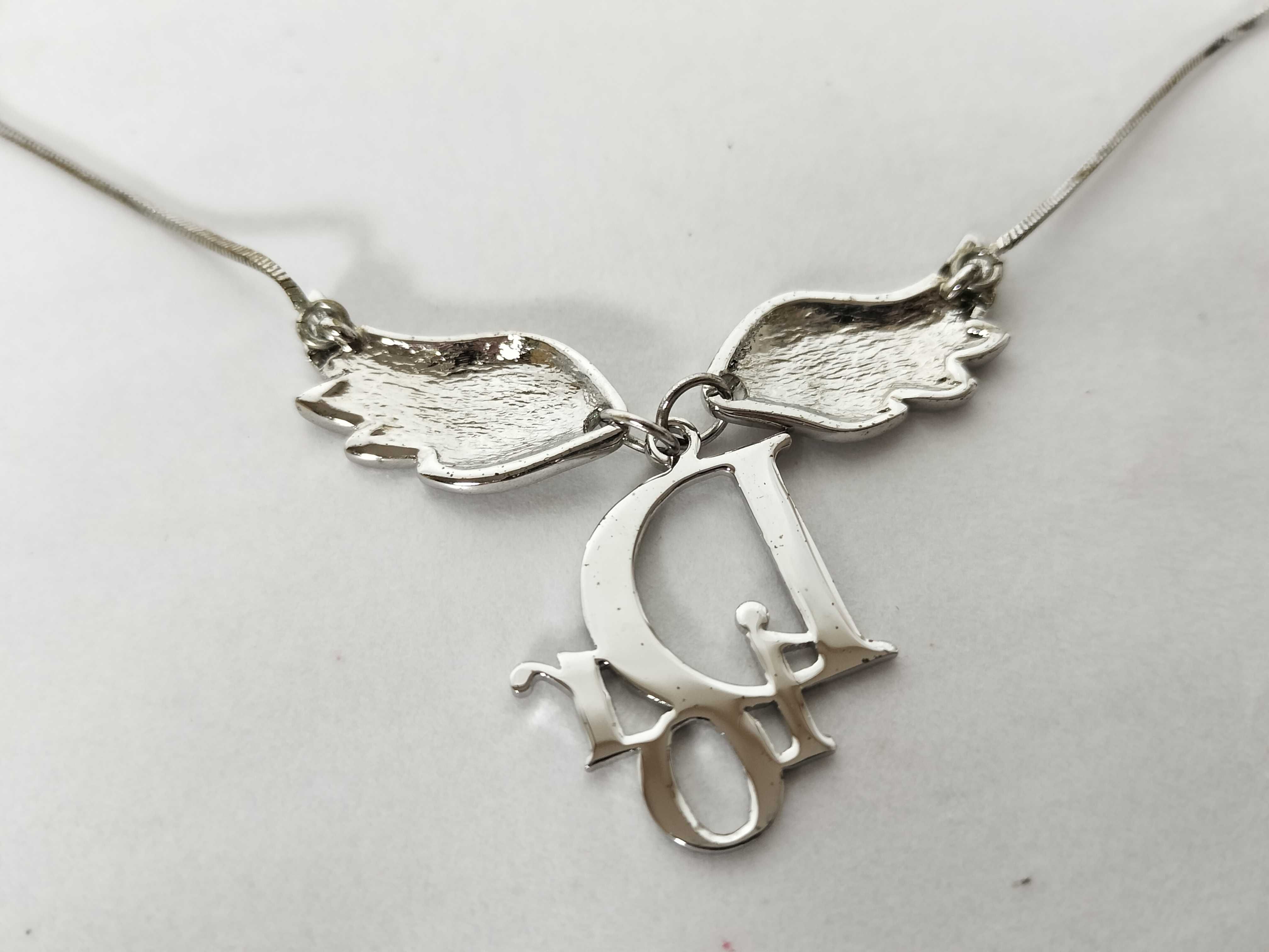 Logo Wing Necklace. Accessories: Box, Necklace. — view 2