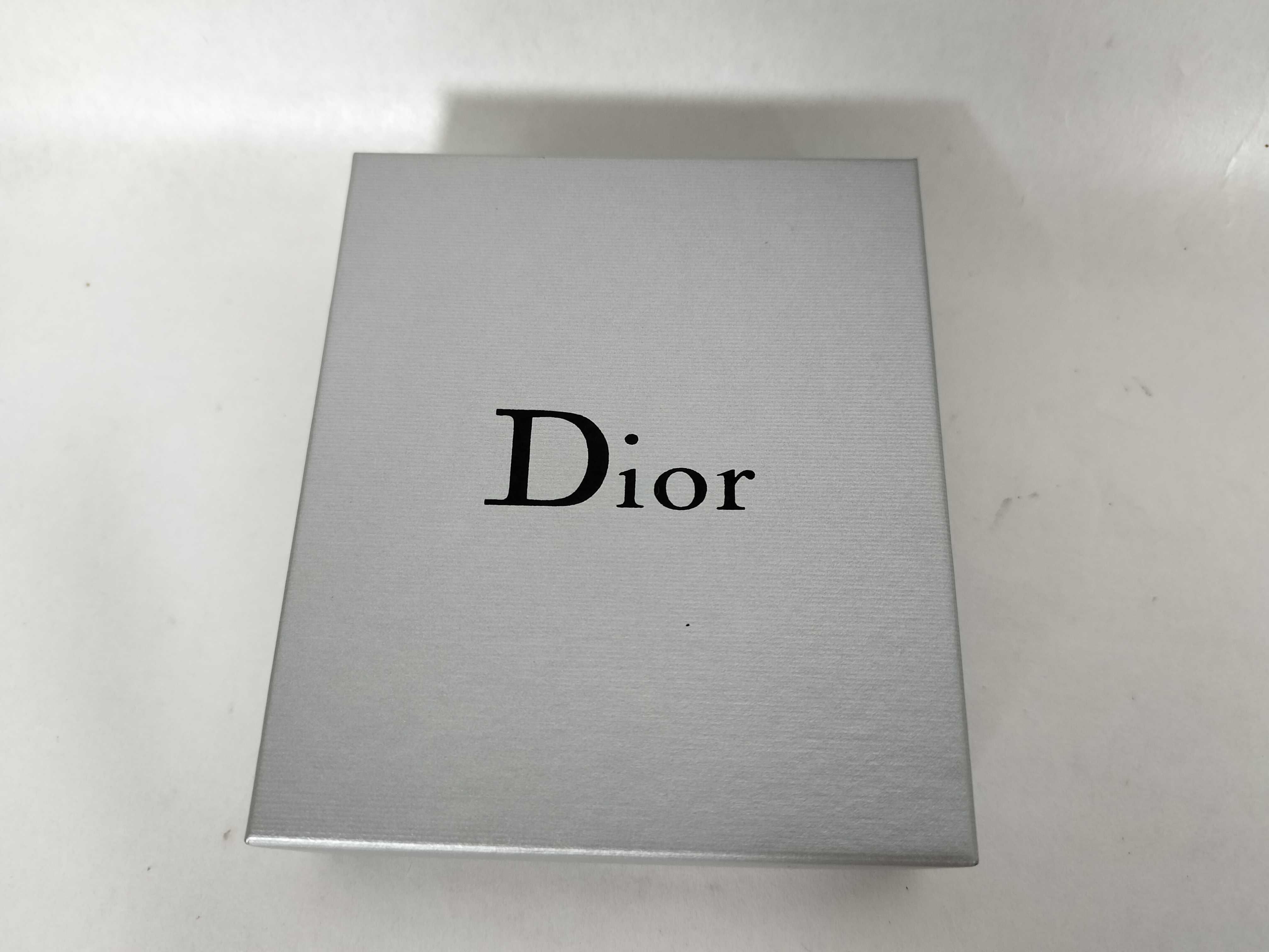 Logo Wing Necklace. Accessories: Box, Necklace. — view 9