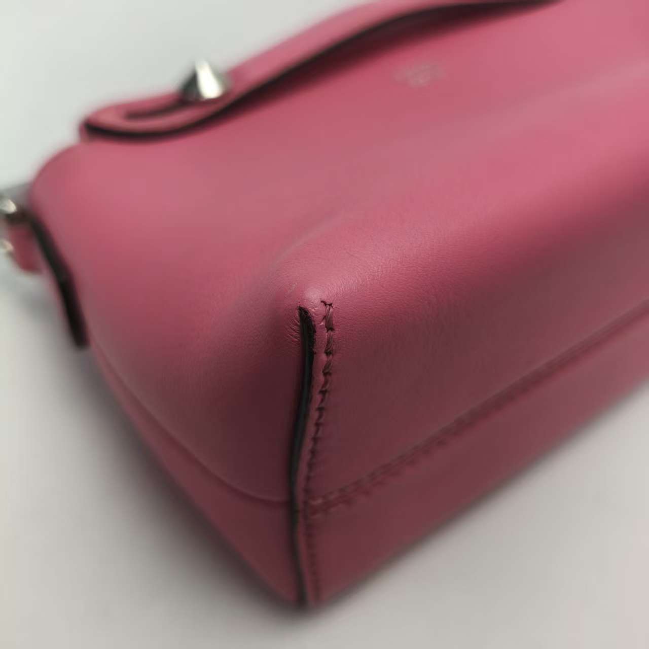 【*Shipped from: China*】FENDI Leather Shoulder Bag — view 8