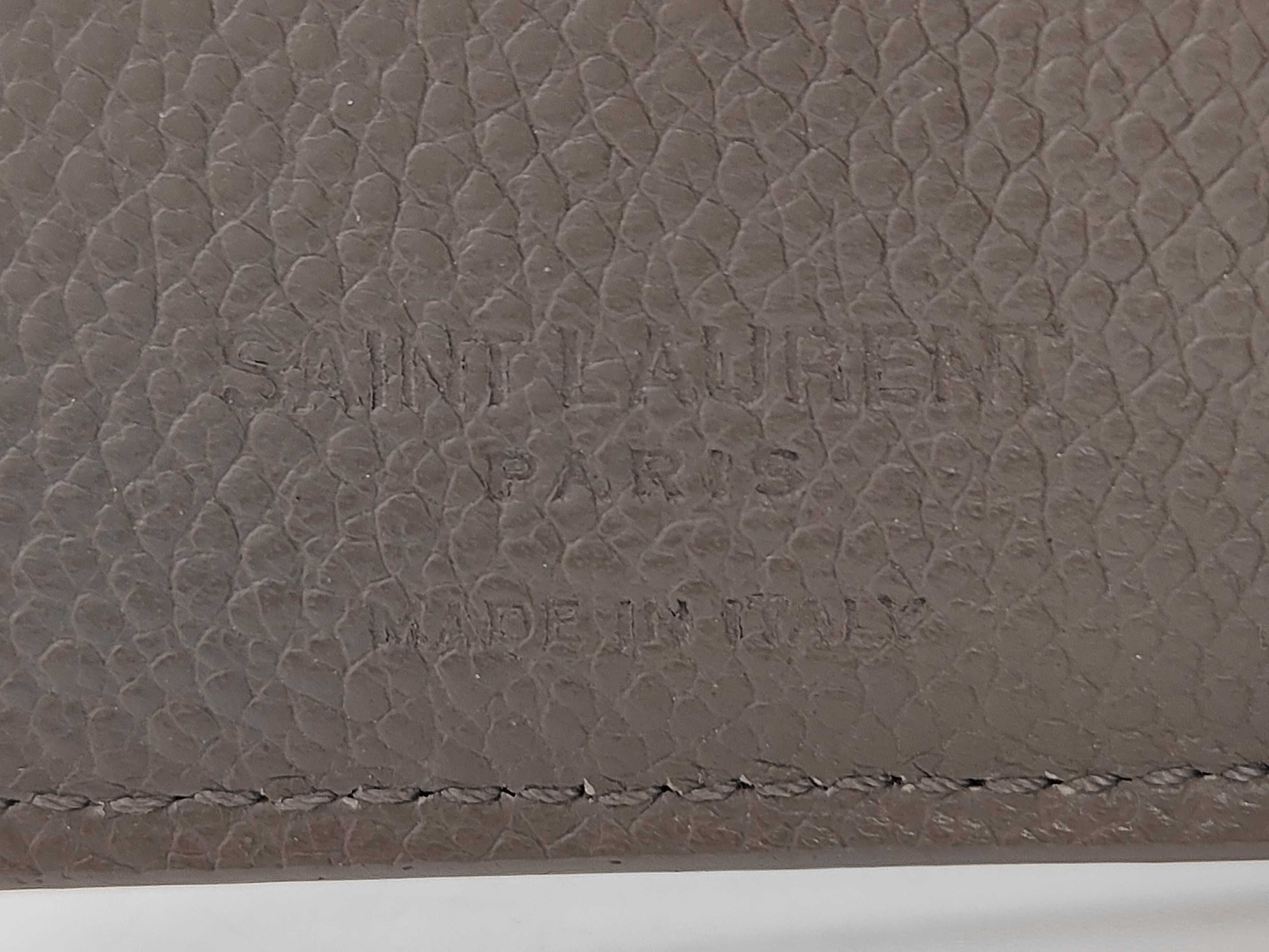 wallet — view 6