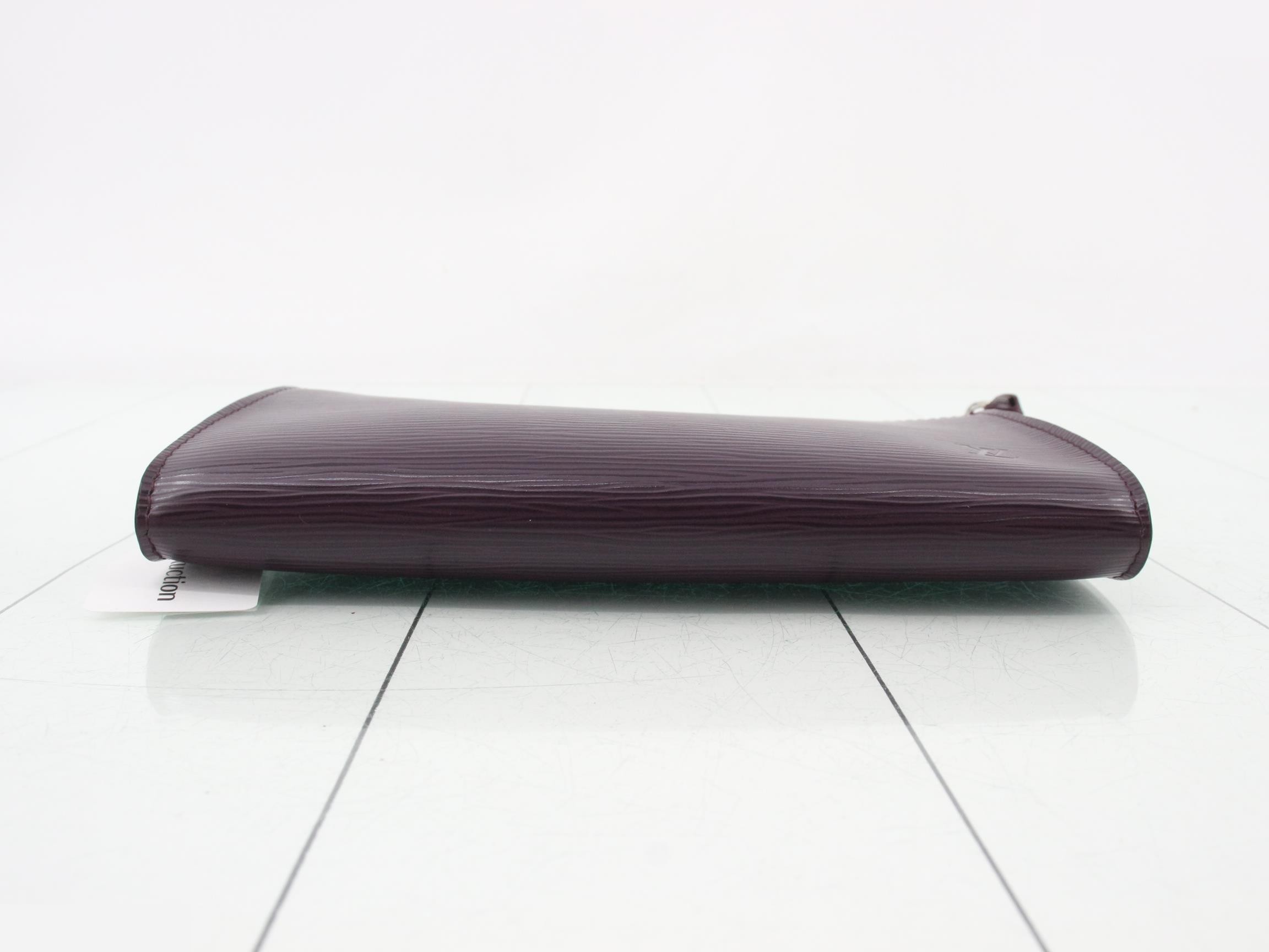Pochette Accessoires Cassis — view 3