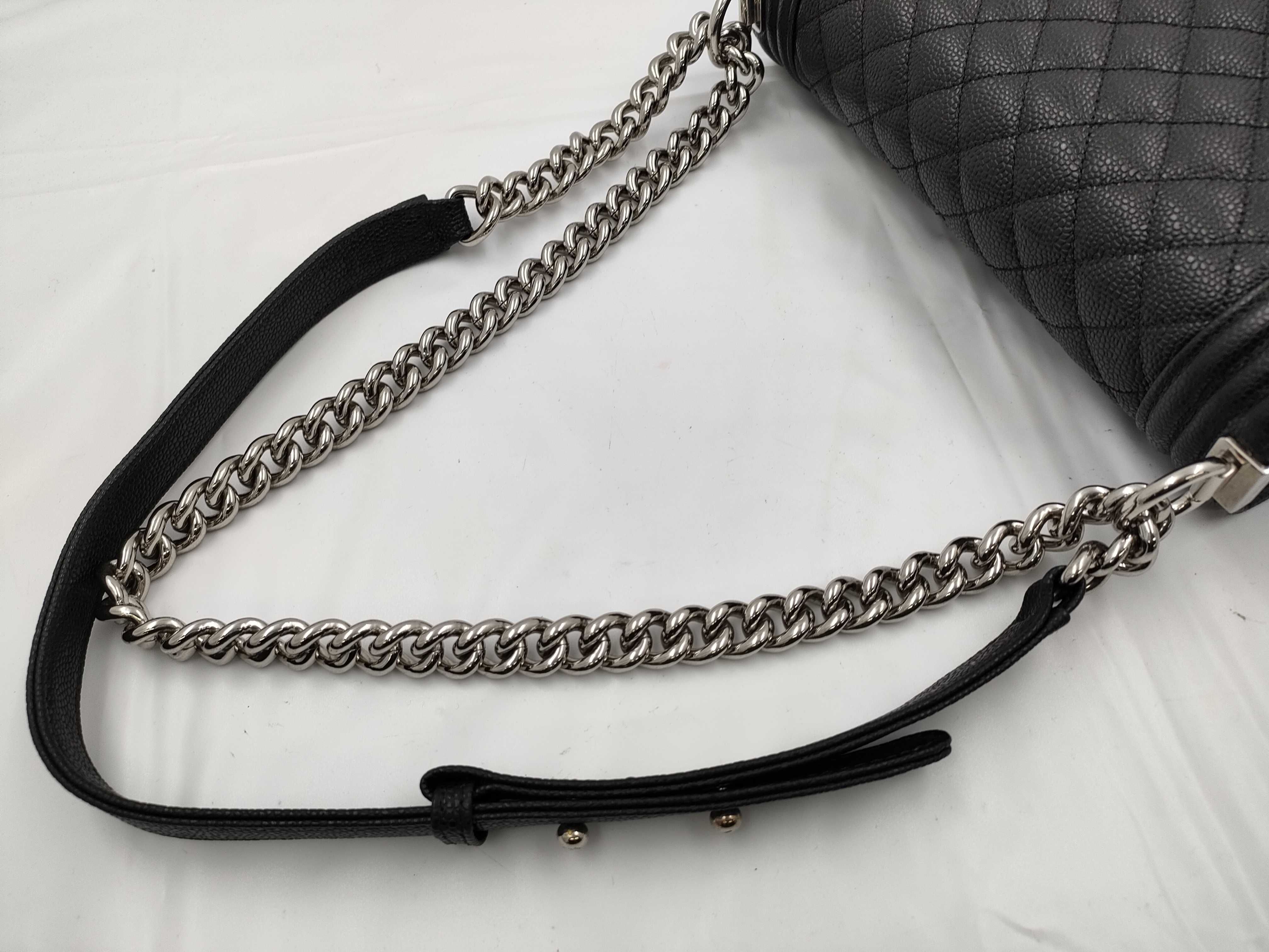 Caviar Skin Chanel Shoulder Bag — view 5