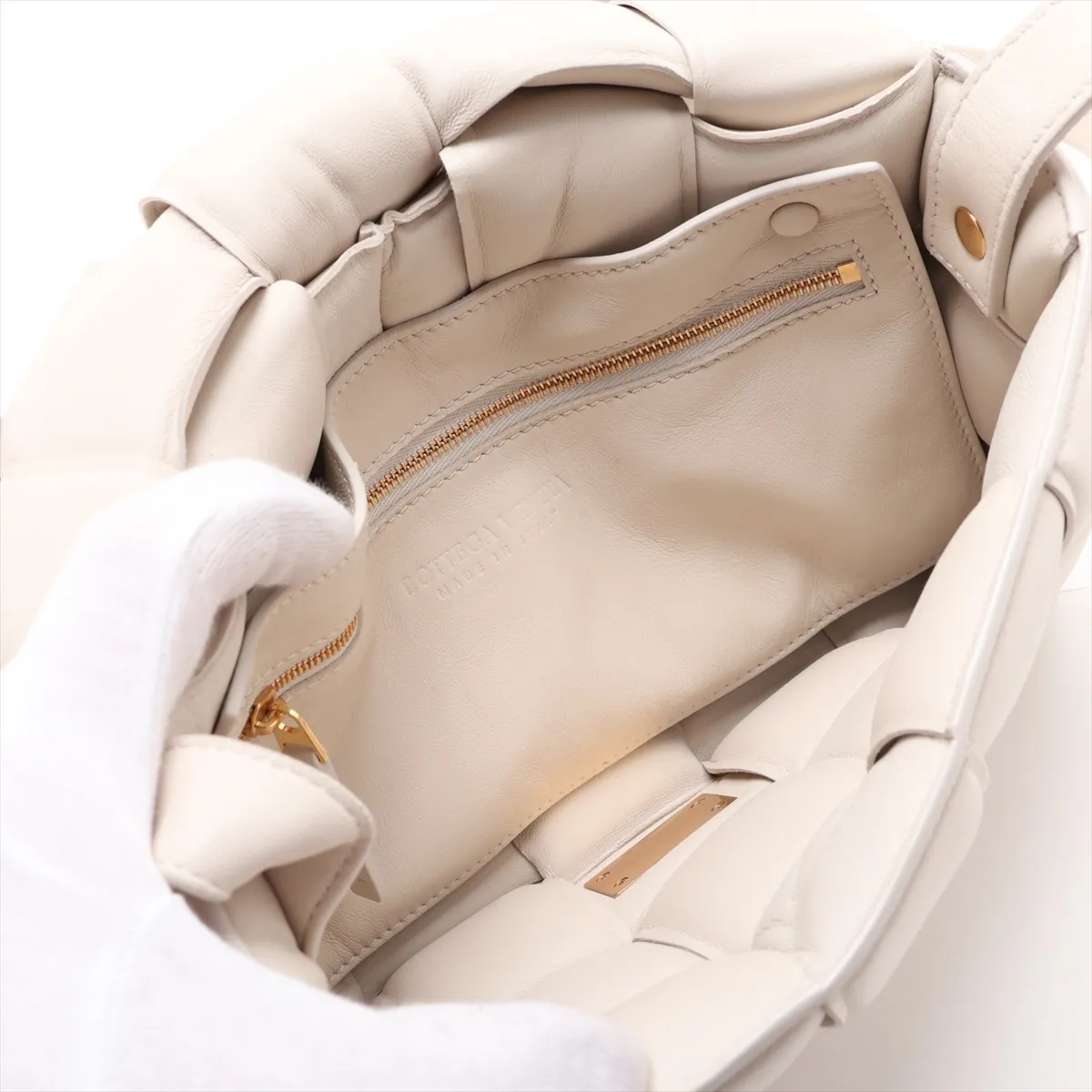 Maxi Intrecciato Padded Cassette Leather Shoulder Bag, White — view 6