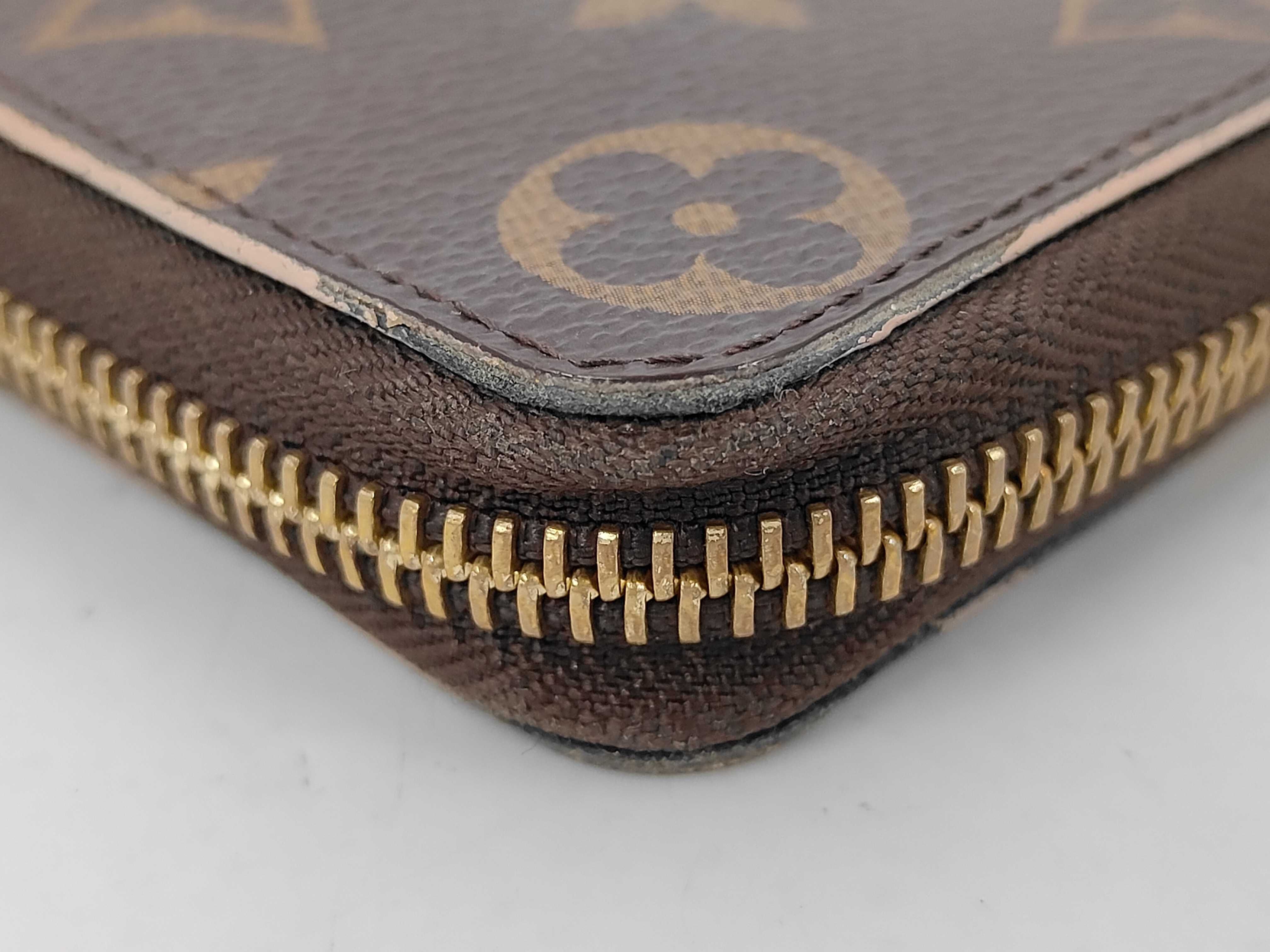 Monogram Portefeuille Clemence M64201 Hot Pink Round Zip Wallet — view 3