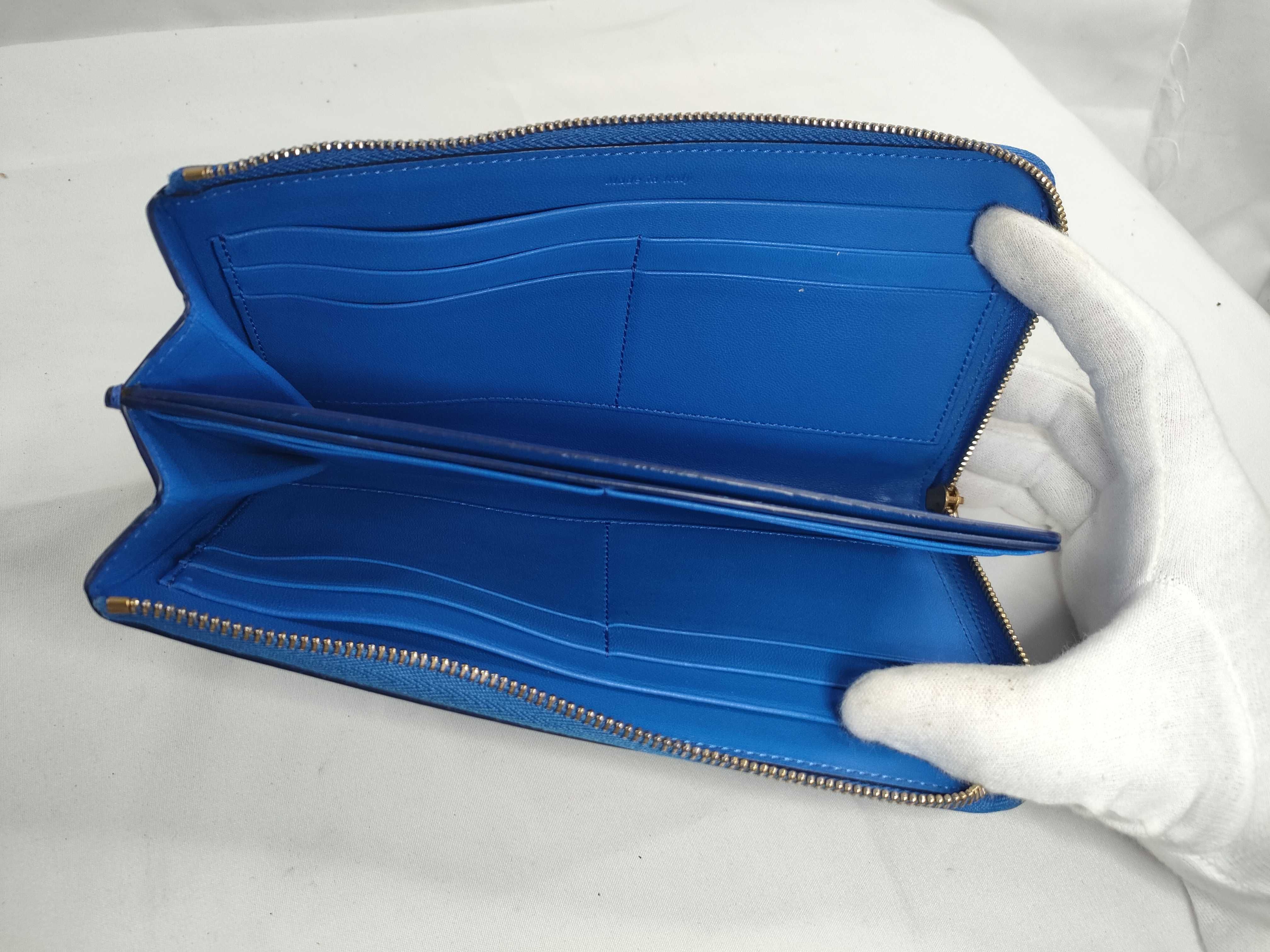 Leather Zippy Wallet Blue — view 8