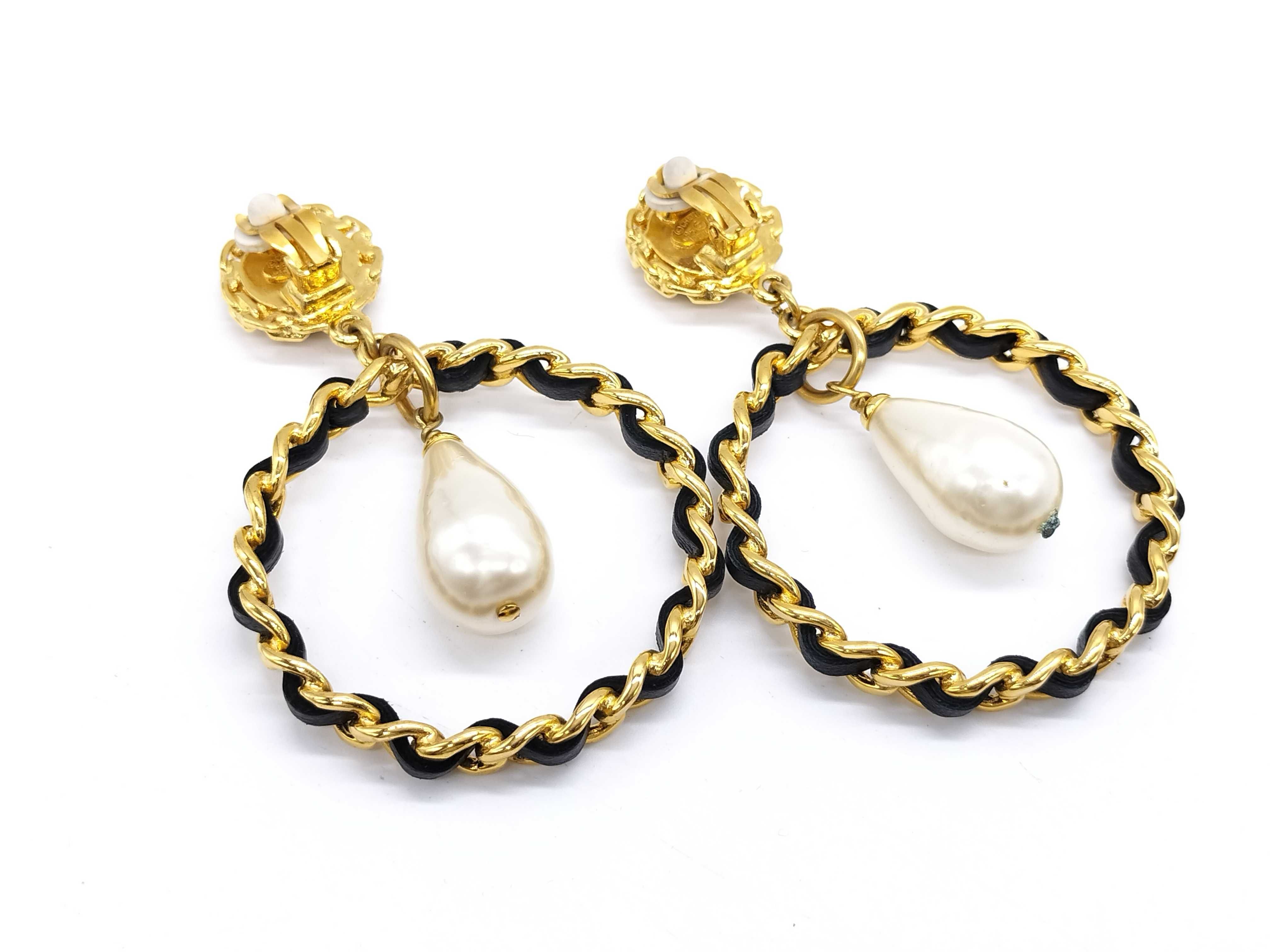 Coco Mark 95A Round/Pearl Earrings — view 3