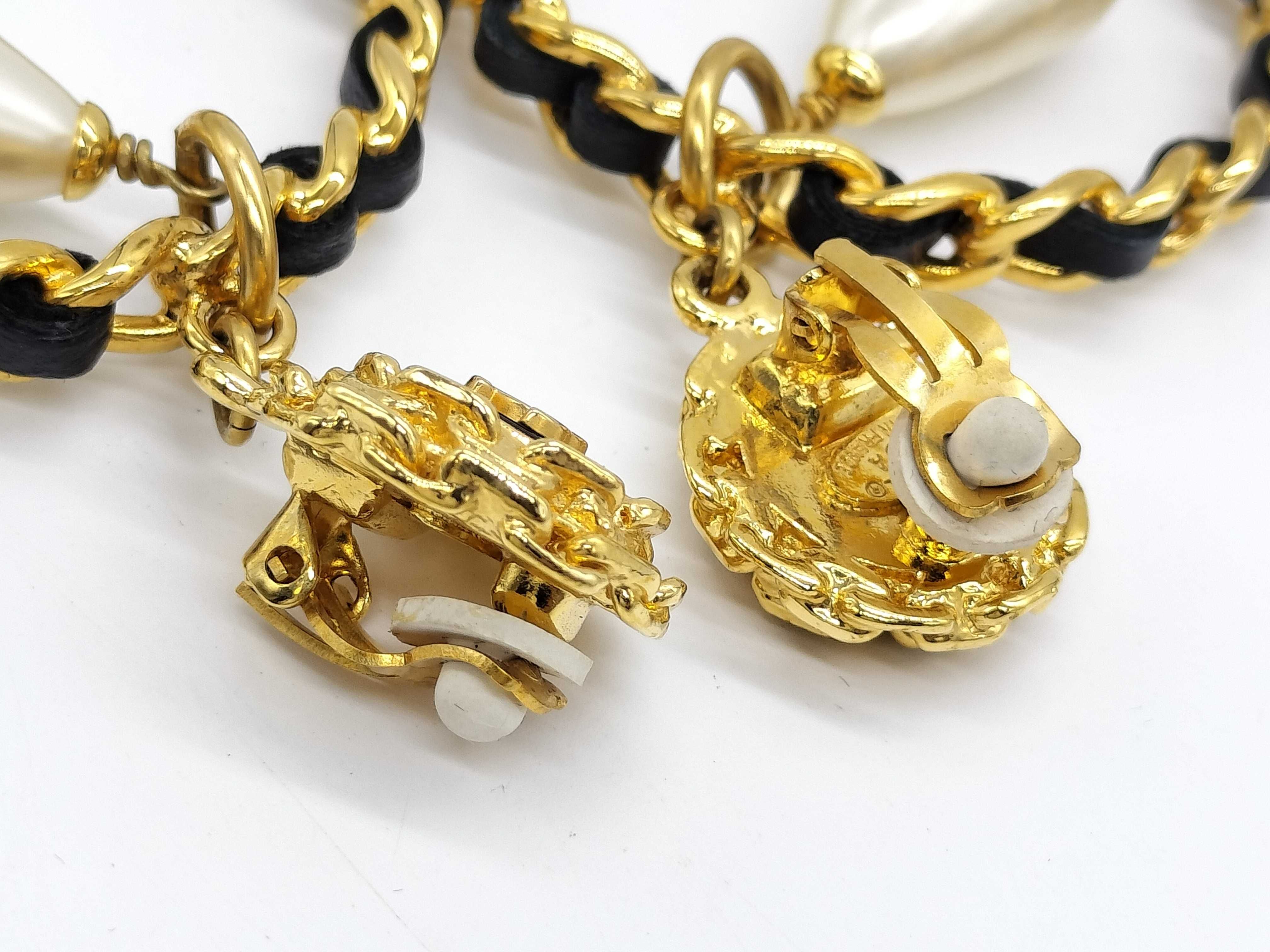 Coco Mark 95A Round/Pearl Earrings — view 4