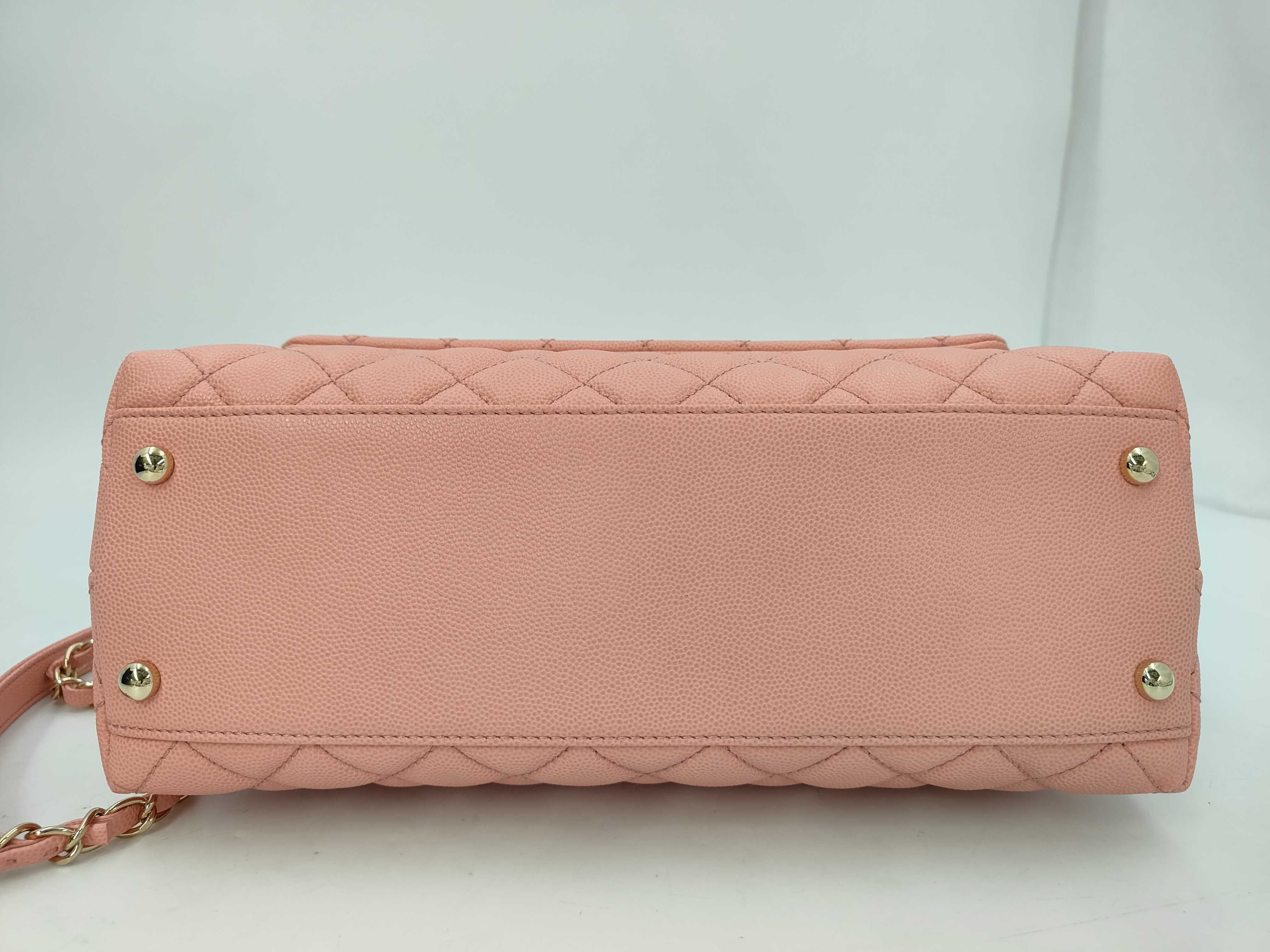 Caviar Skin Coco Handle 29 Handbag — view 7