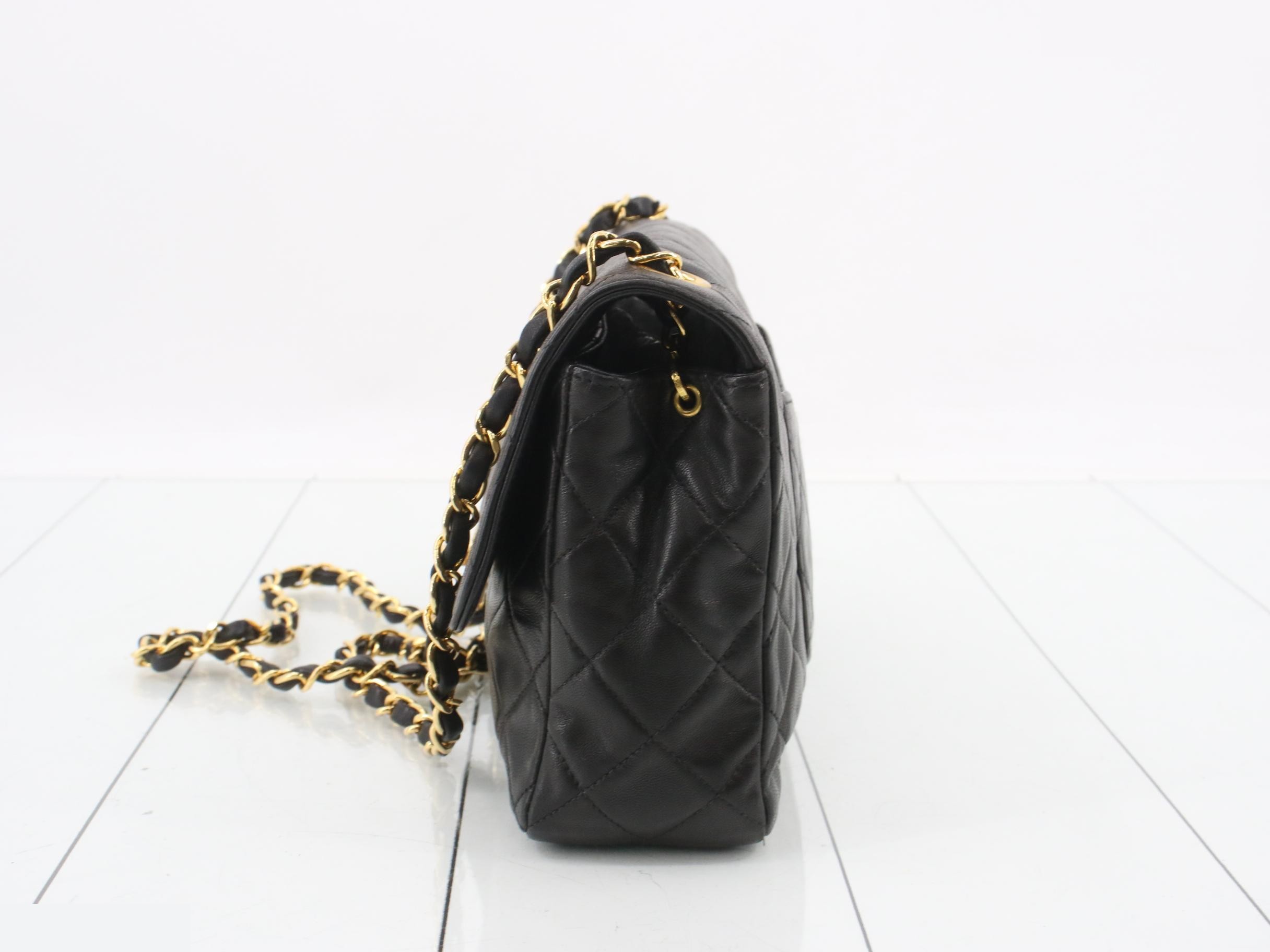 Matelassé (bag) - Shoulder bag — view 3