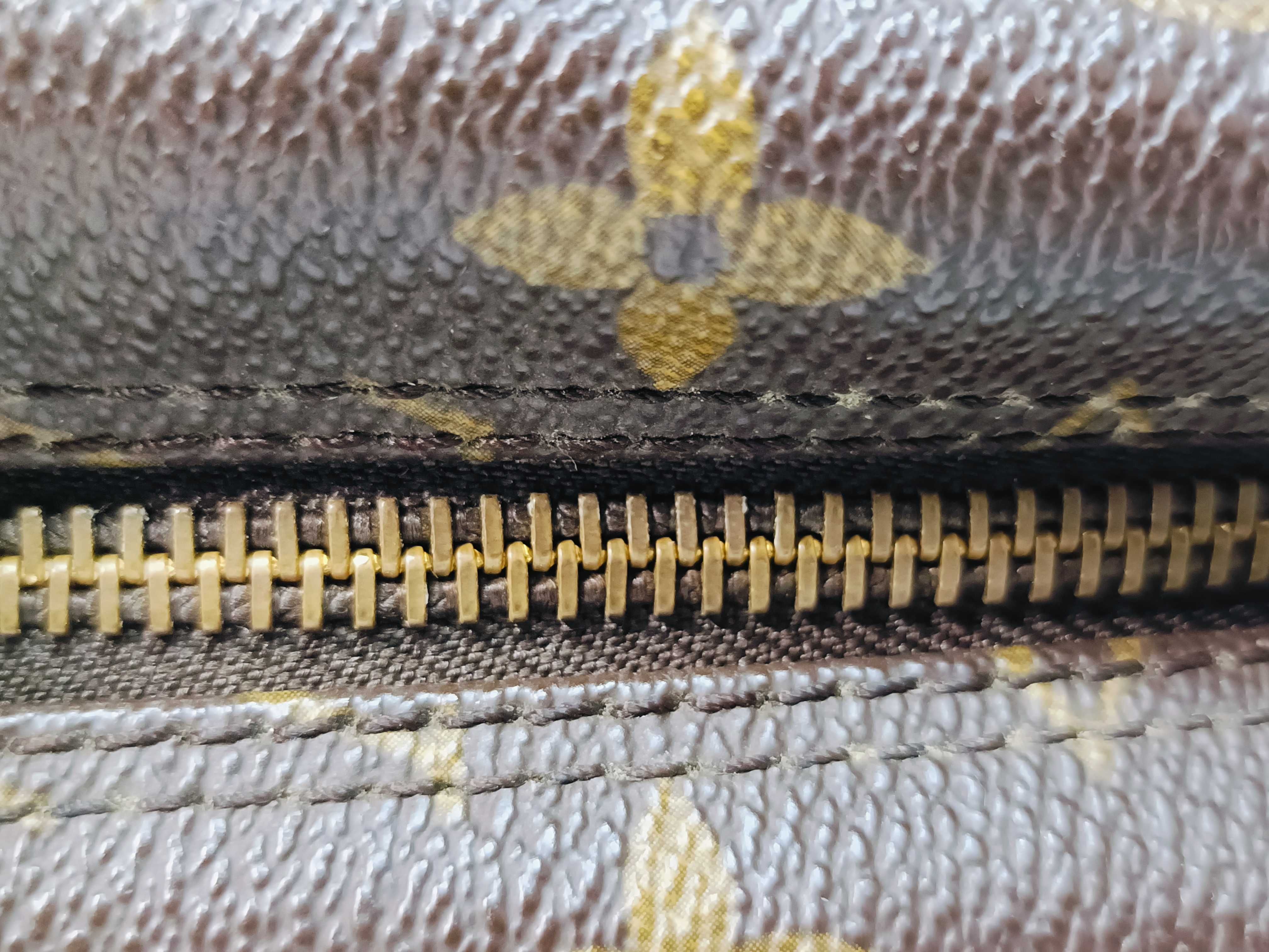 Monogram Trouse Toilette 28 Vintage Pouch 882NO M47522 Second Bag — view 6