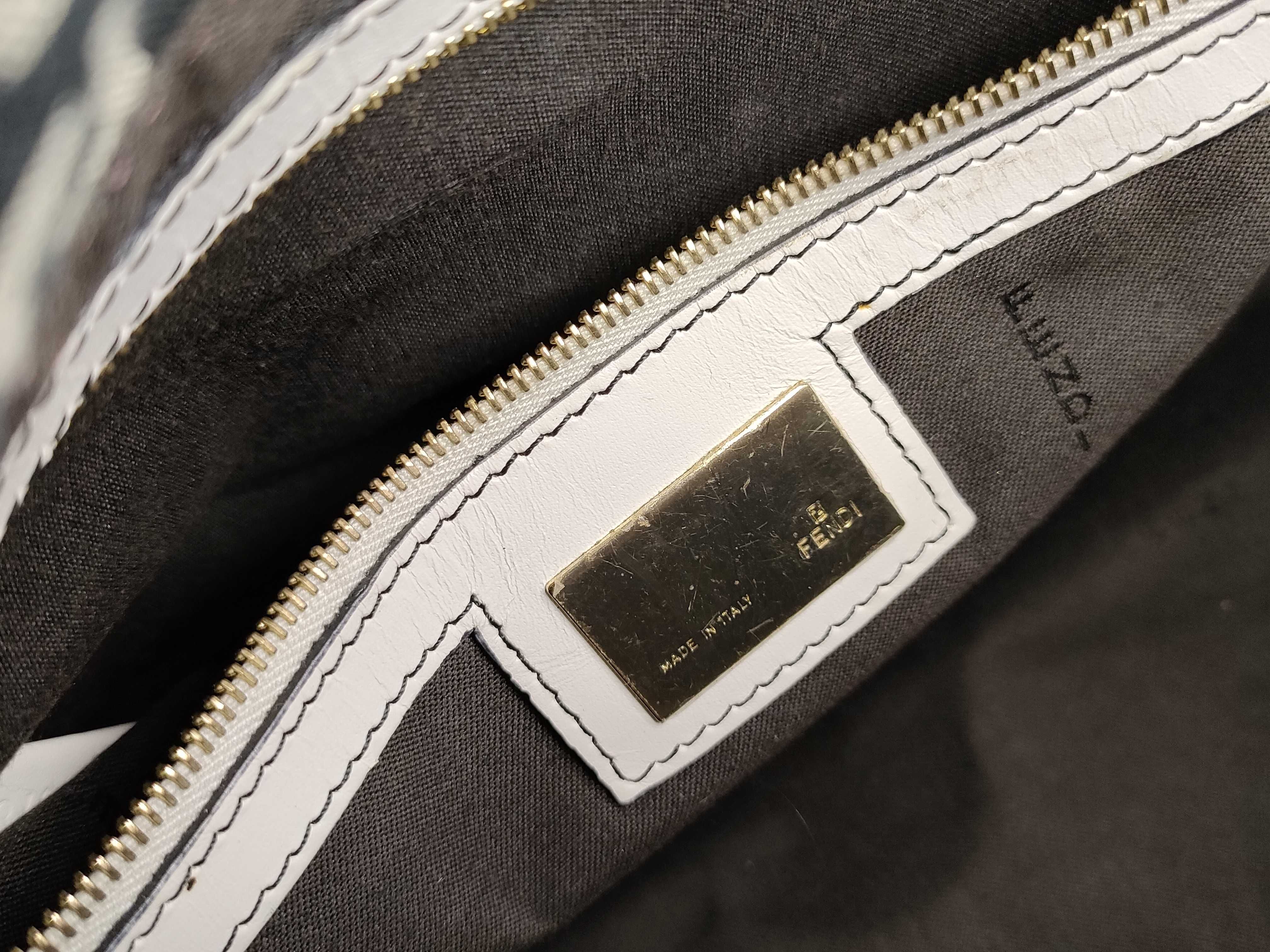 Mamma Hardware One-Shoulder Bag — view 12