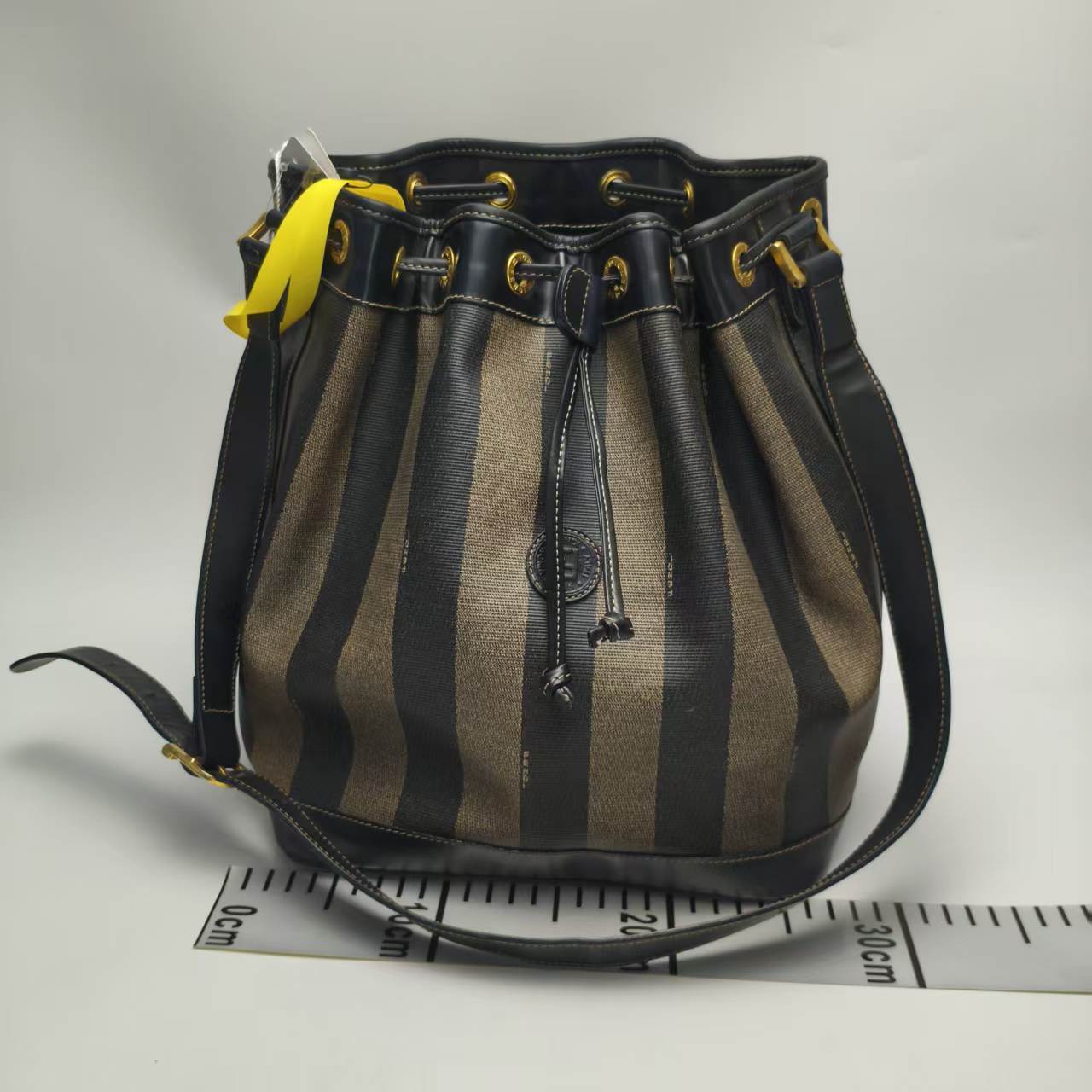 【*Shipped from: China*】FENDI Bucket PU Shoulder Bag