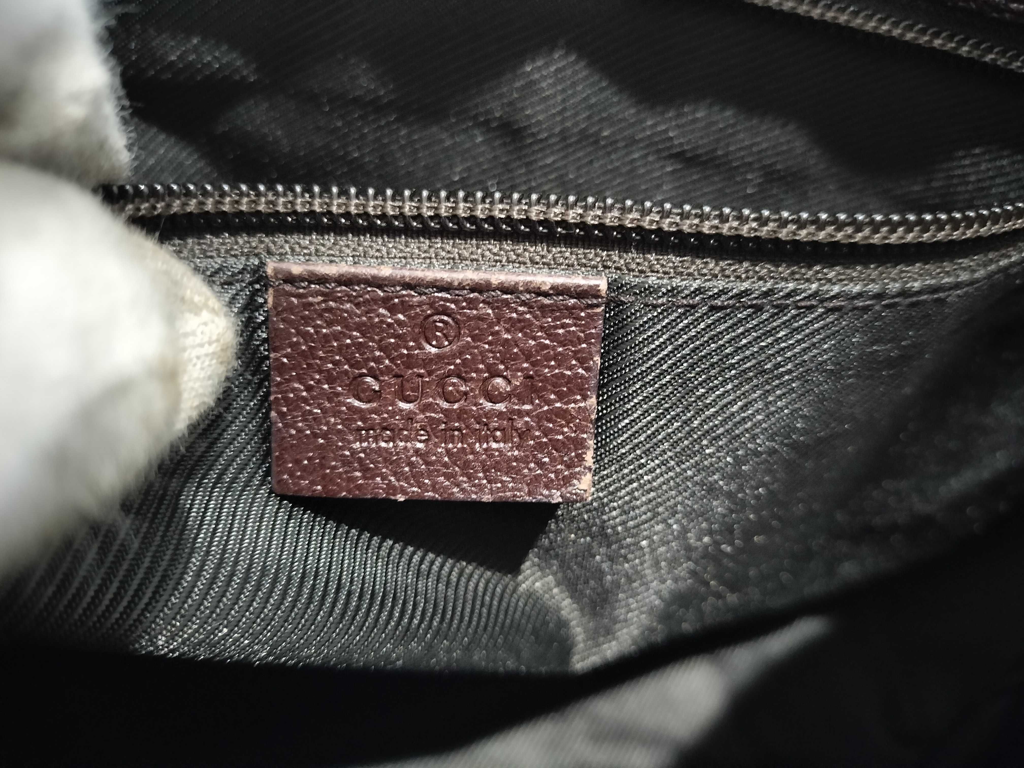 GG Canvas 114273 Shoulder Bag — view 12