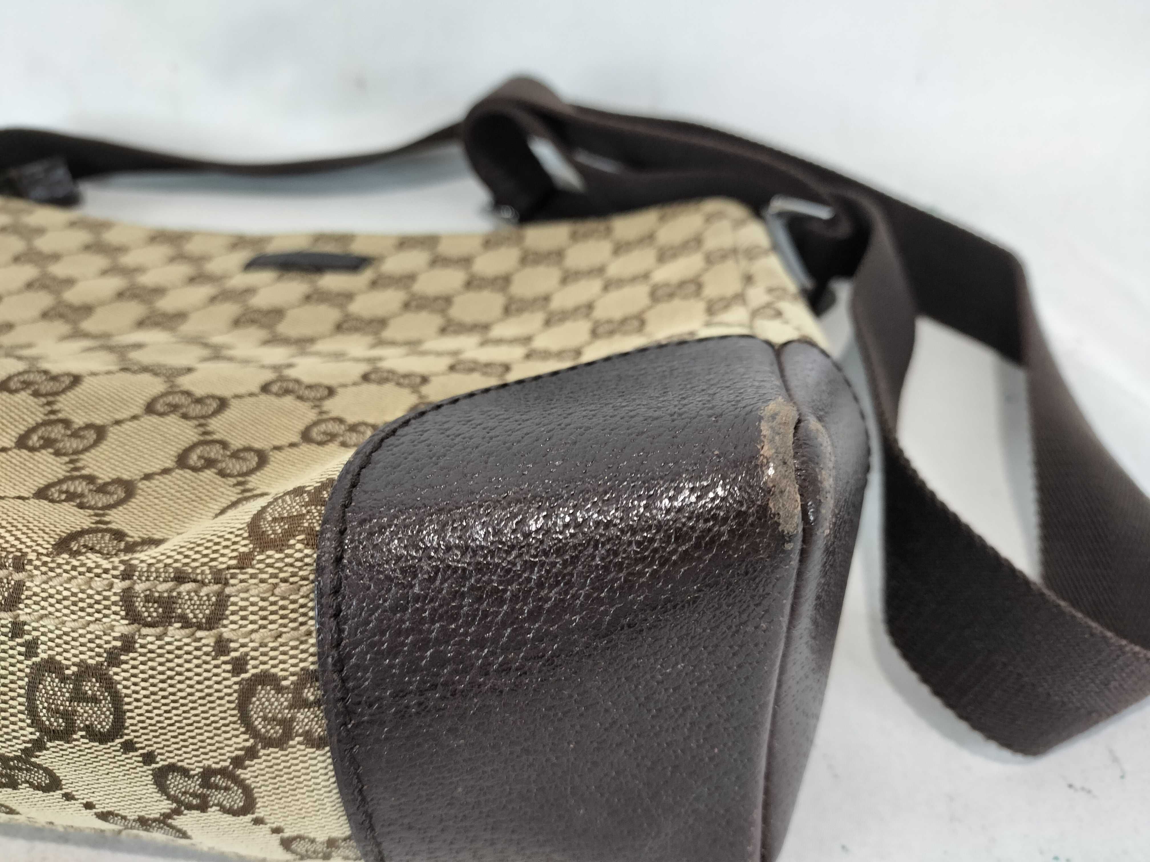 GG Canvas 114273 Shoulder Bag — view 7