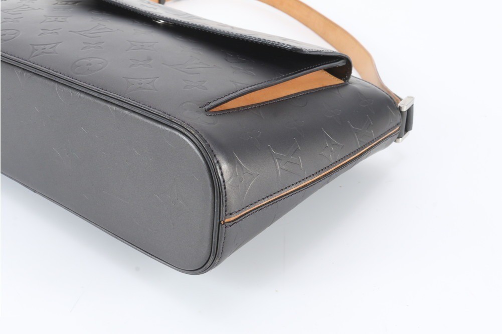 Monogram Matte Alston M55122 Leather — view 4