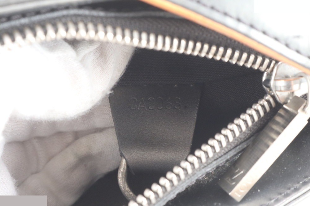 Monogram Matte Alston M55122 Leather — view 9
