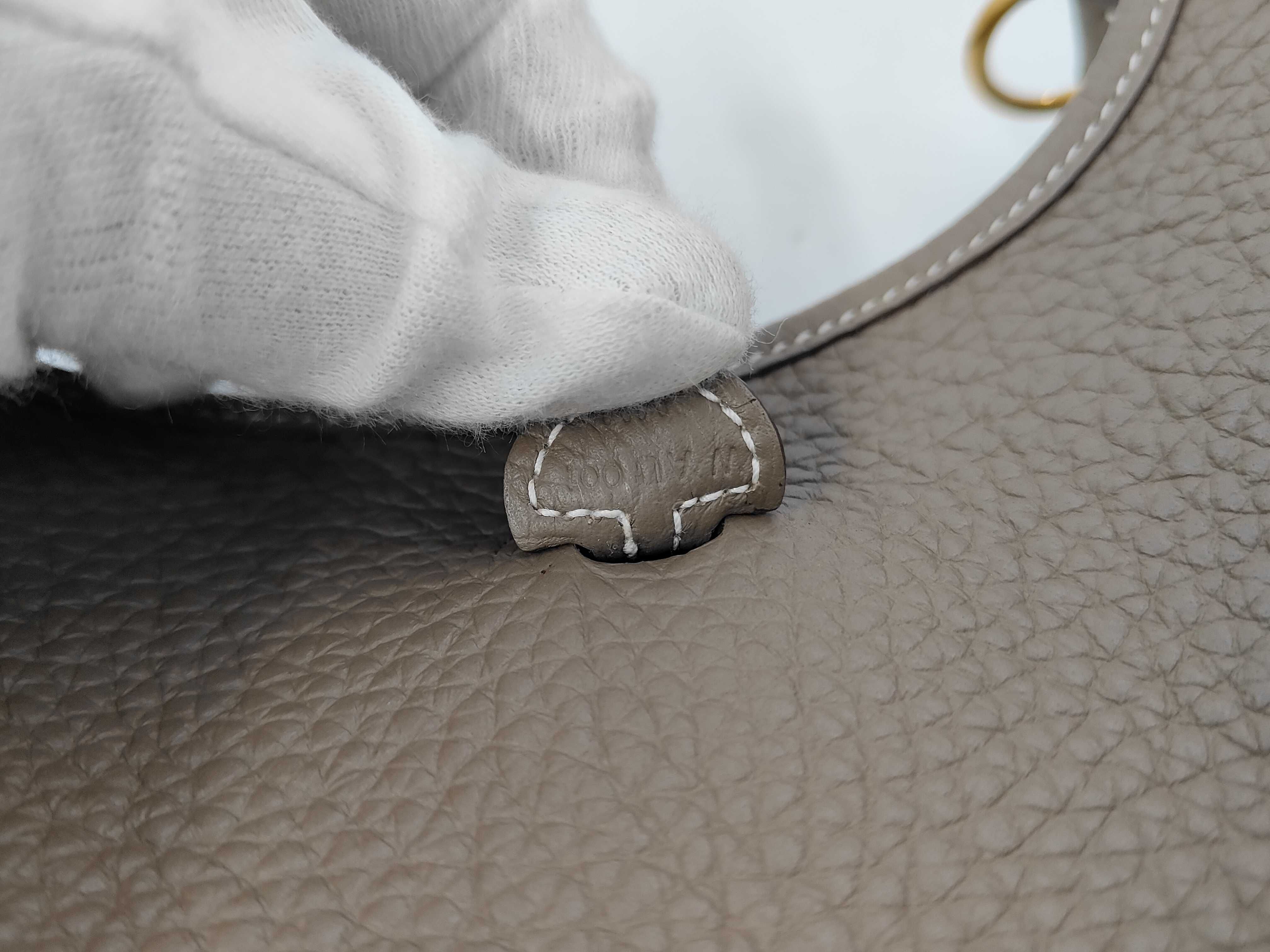Evelyne 16 TPM Amazon Shoulder Bag — view 10