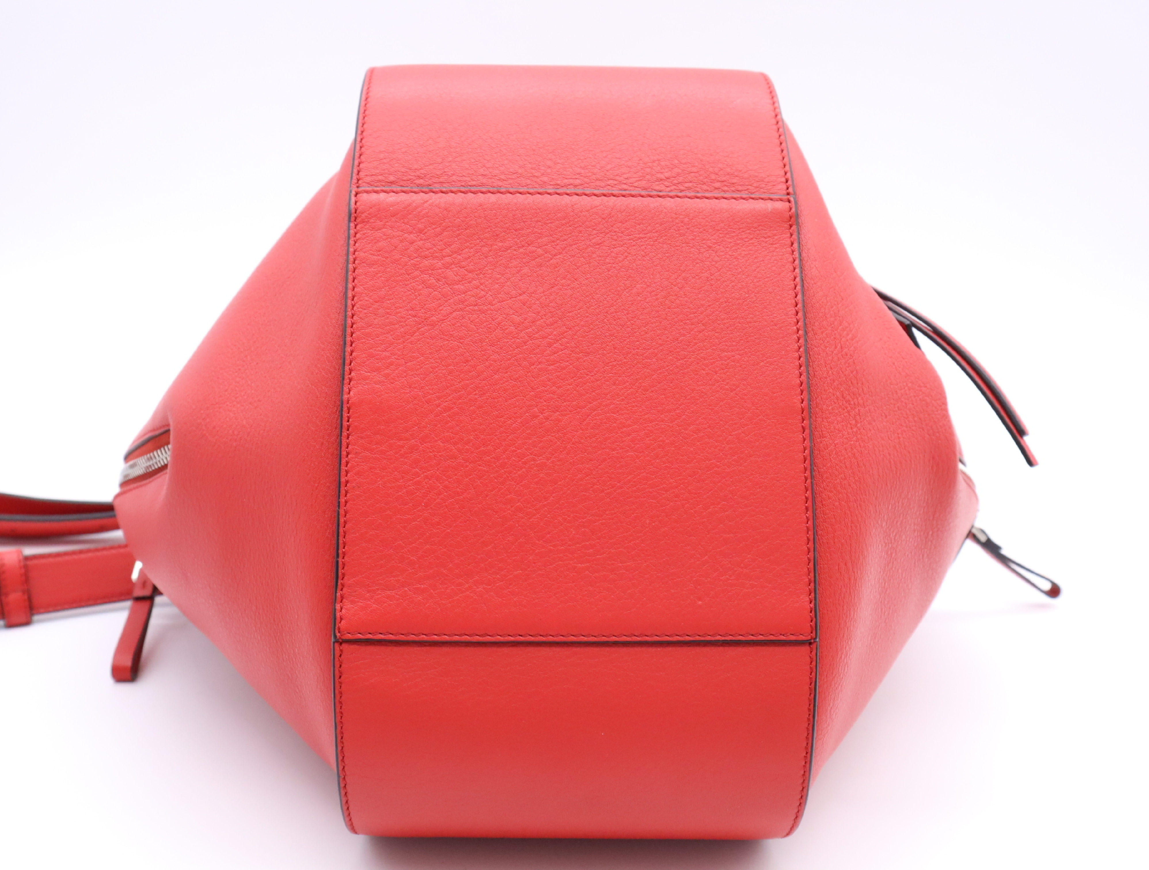 Leather Hammock Bag Small Red Shoulder Bag — view 4