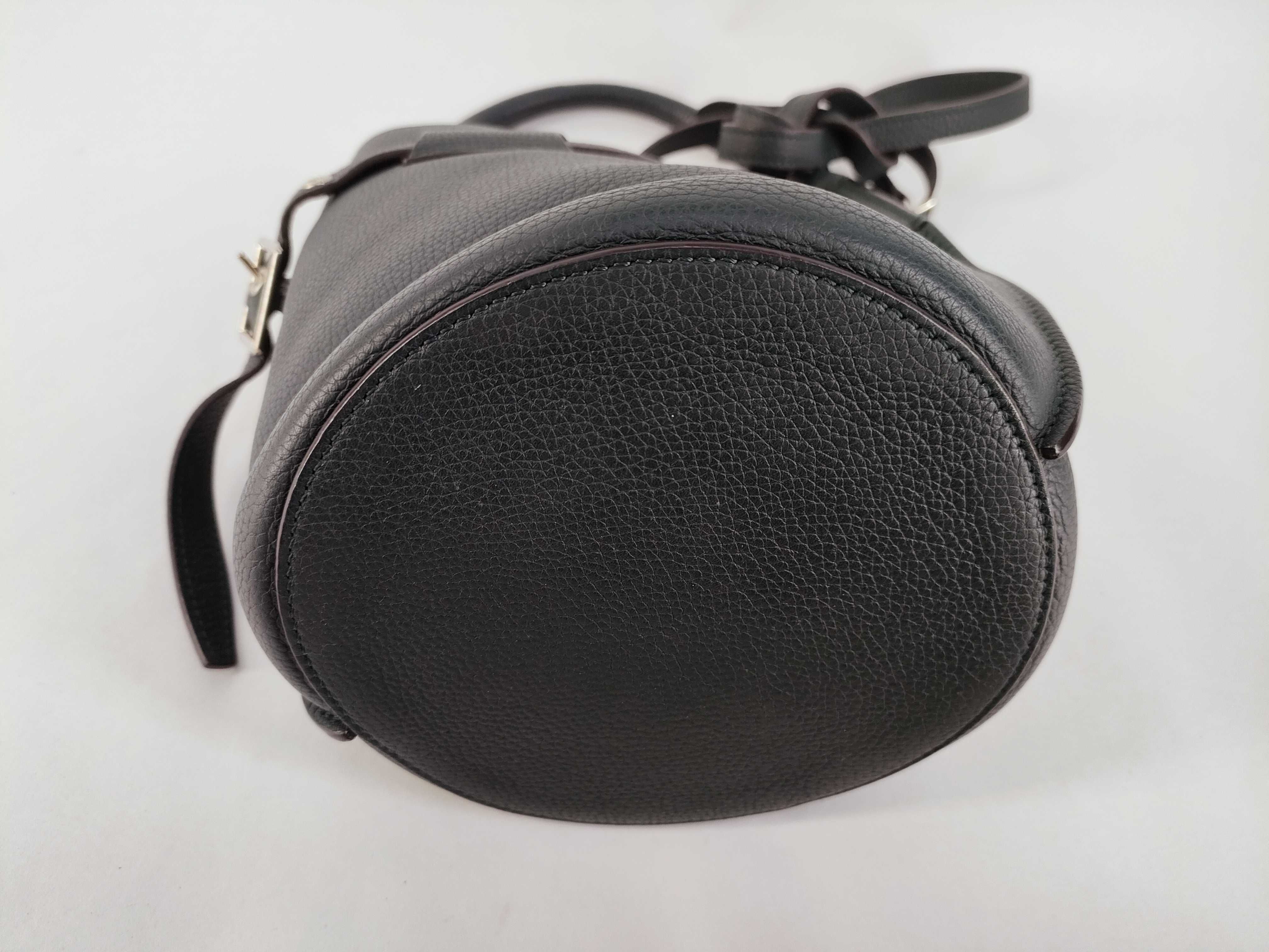Bucket Shoulder Strap Handbag Tote Bag — view 7