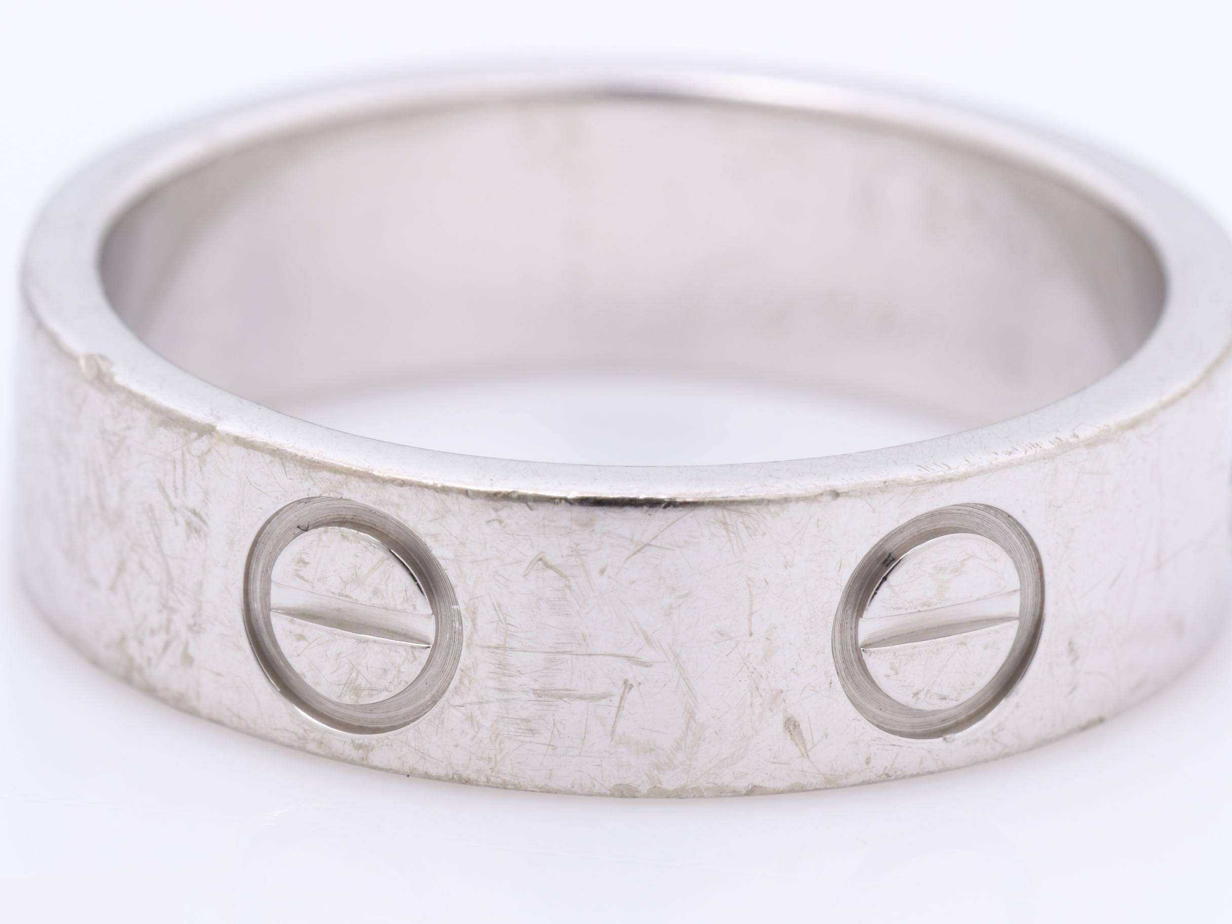 750WG Love Ring, Size #51 (actual size #14), 7.0g, Love Series — view 3
