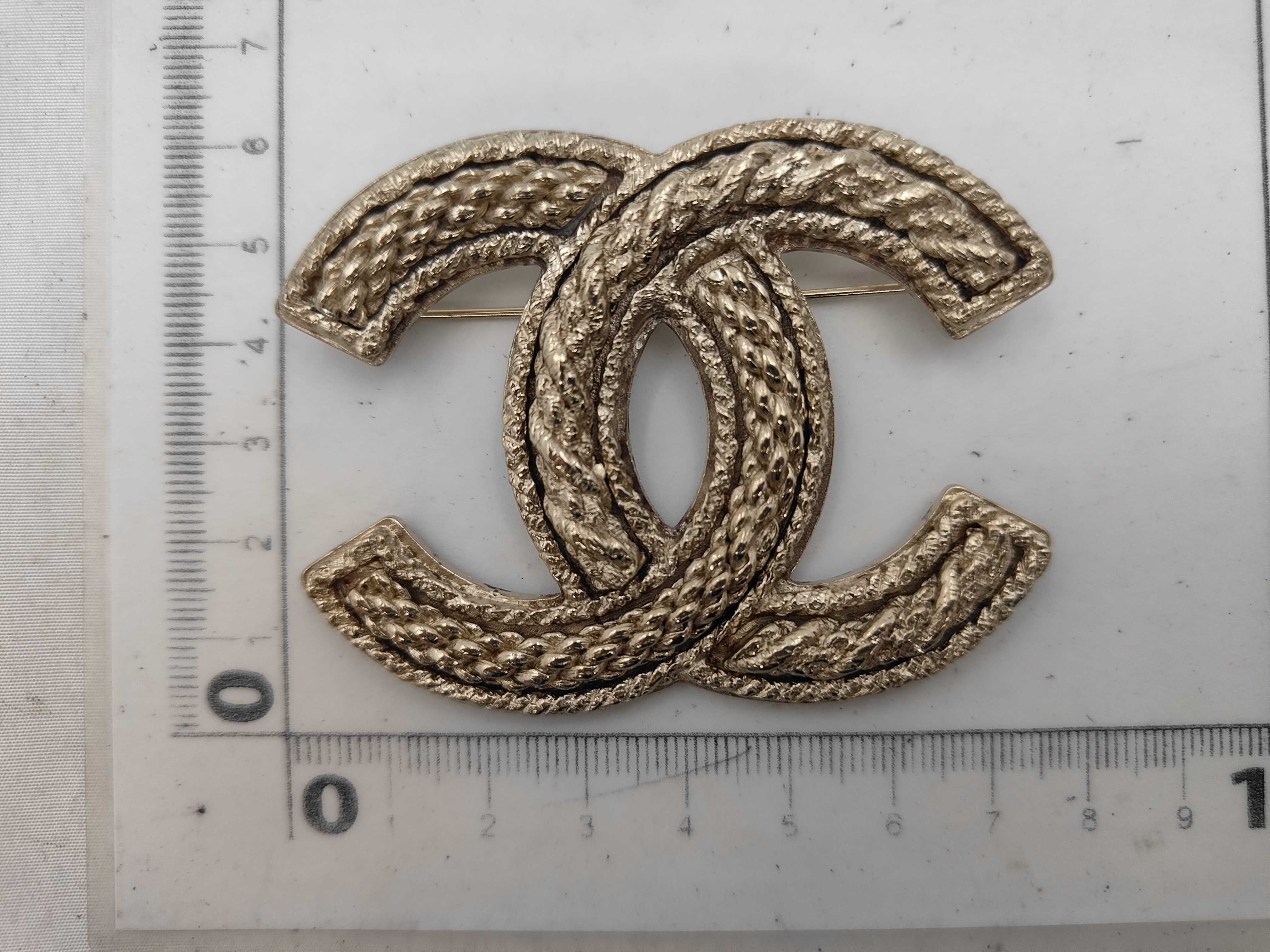 Brooch, Coco Mark, Large Size, Rope Motif, Gold, 12C Brooch — view 4