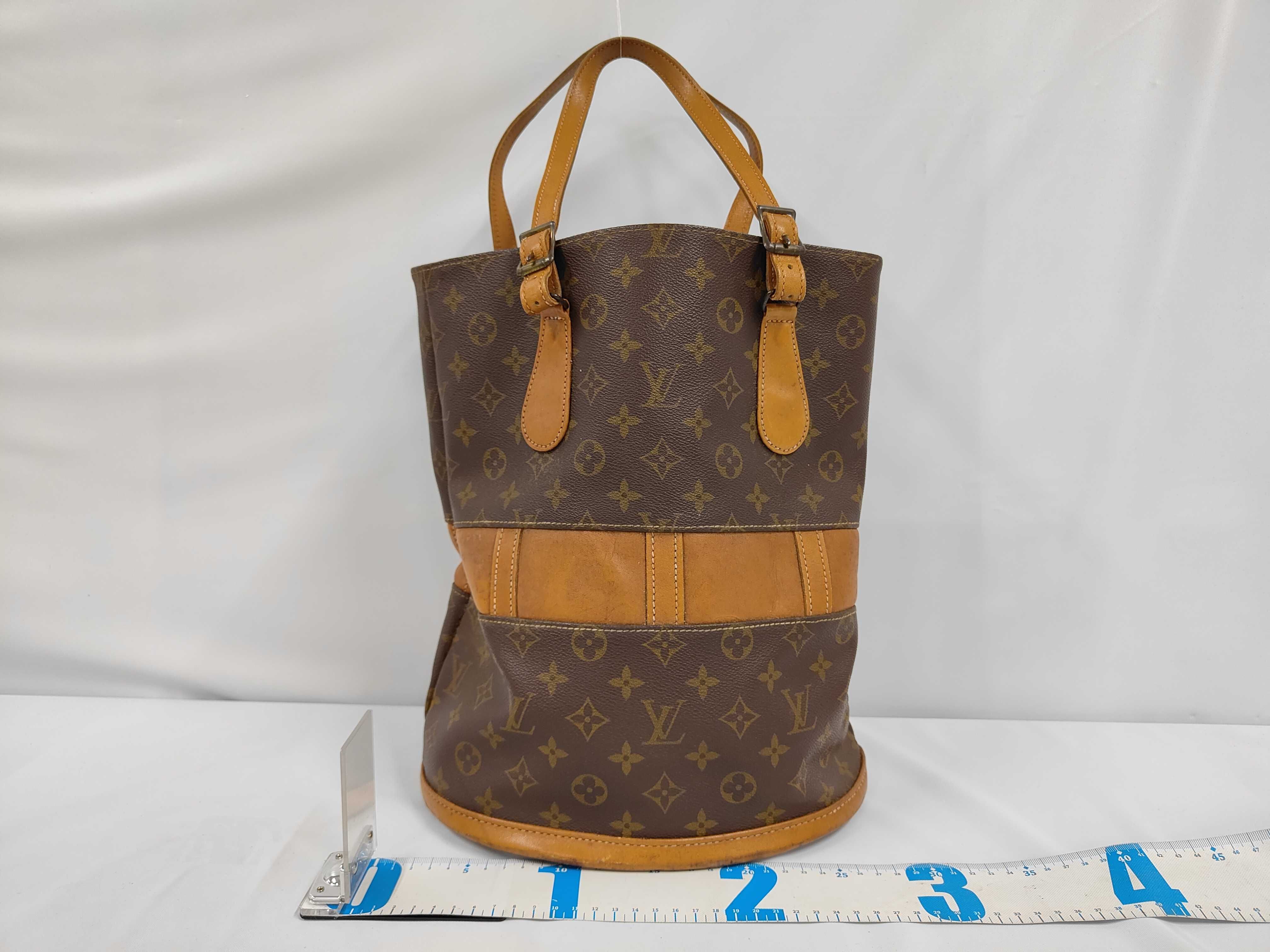 Monogram Bucket GM USA Limited Edition Shoulder Bag — view 2