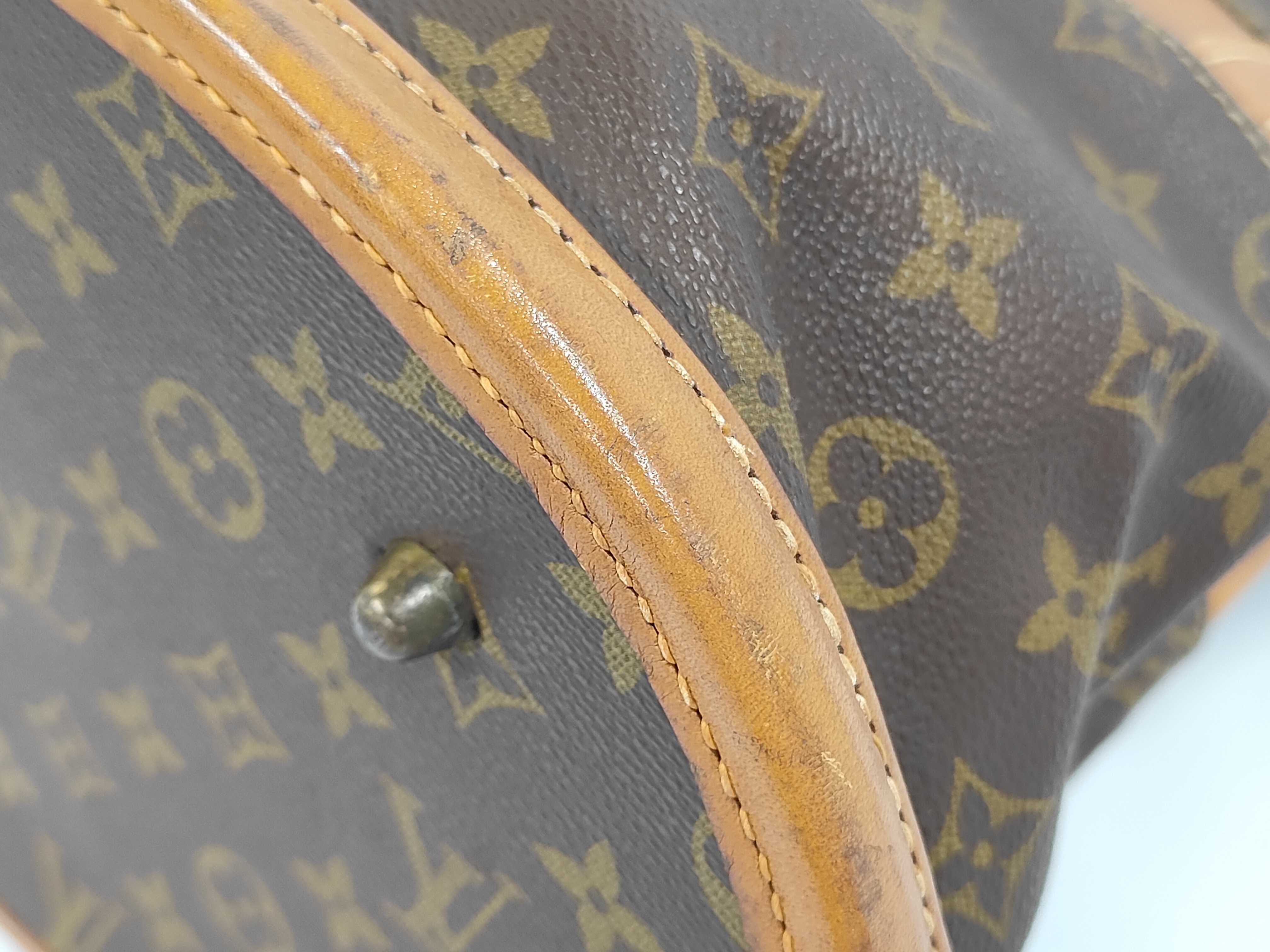 Monogram Bucket GM USA Limited Edition Shoulder Bag — view 4