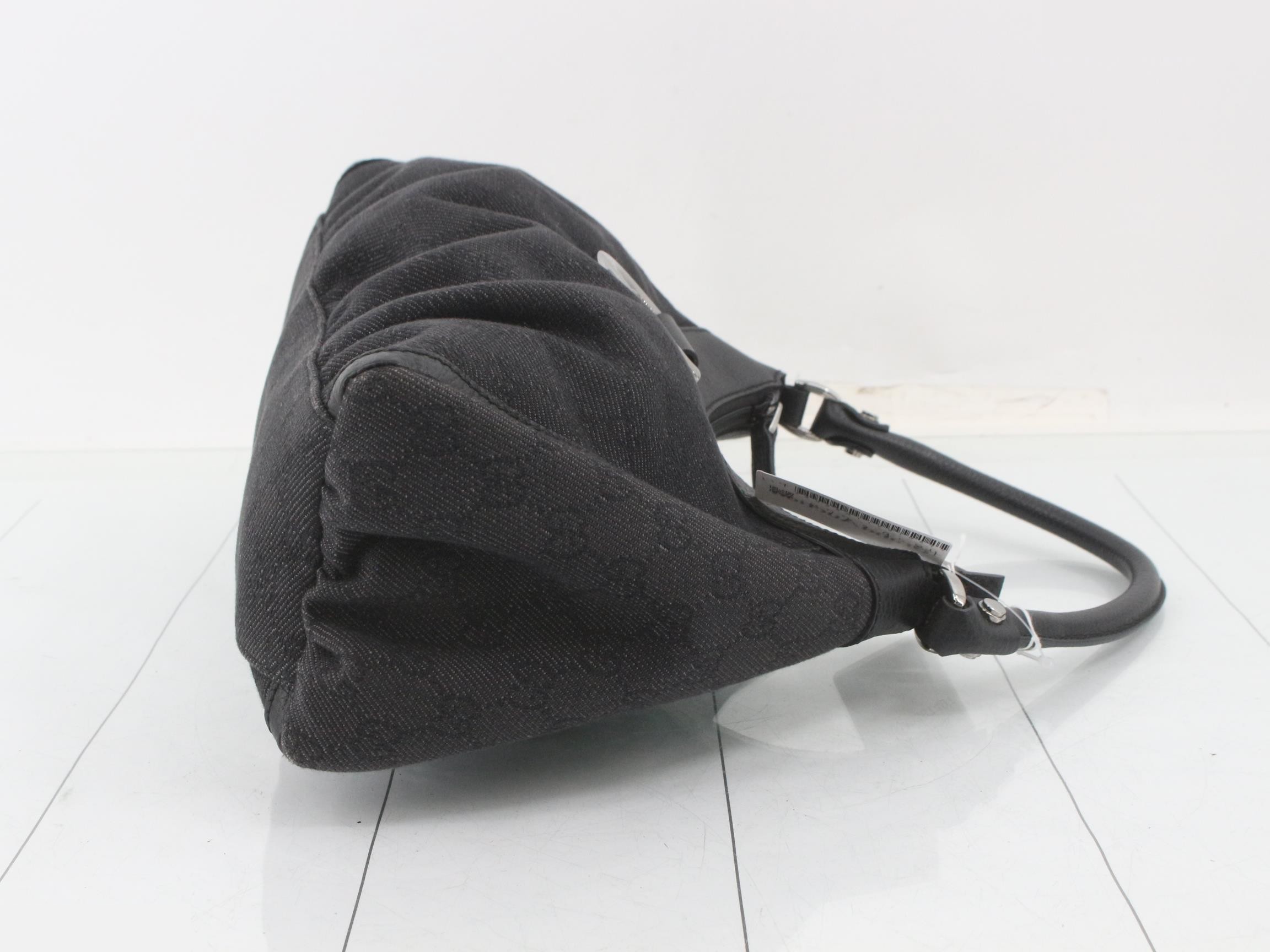 GG Canvas Abby One Shoulder Bag — view 3