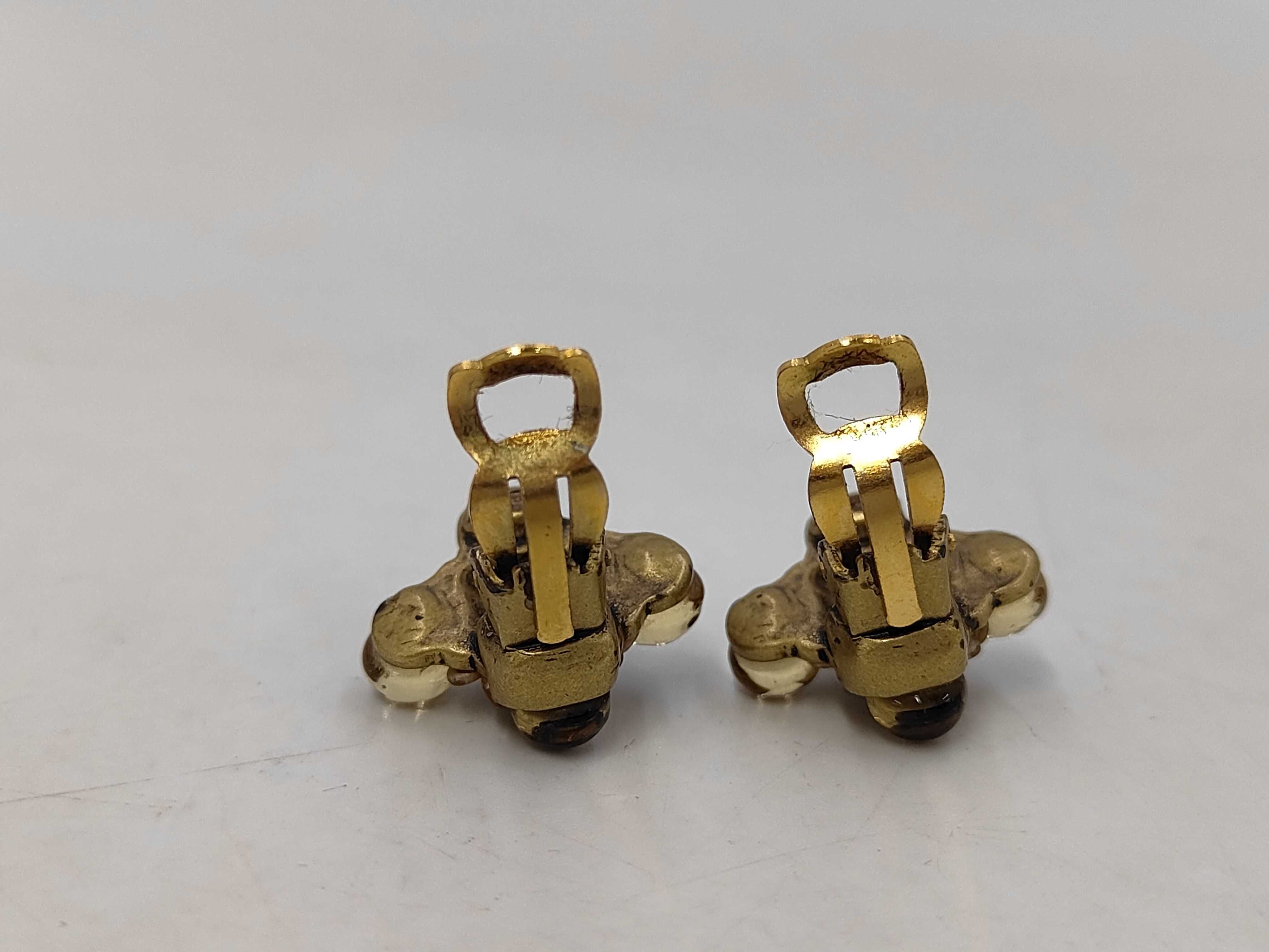 earrings — view 4
