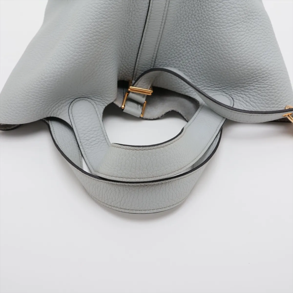 Picotin Lock 18 PM, Taurillon Clemence leather, Pale Blue, Gold hardware, Z: 2021, Key not included. — view 5