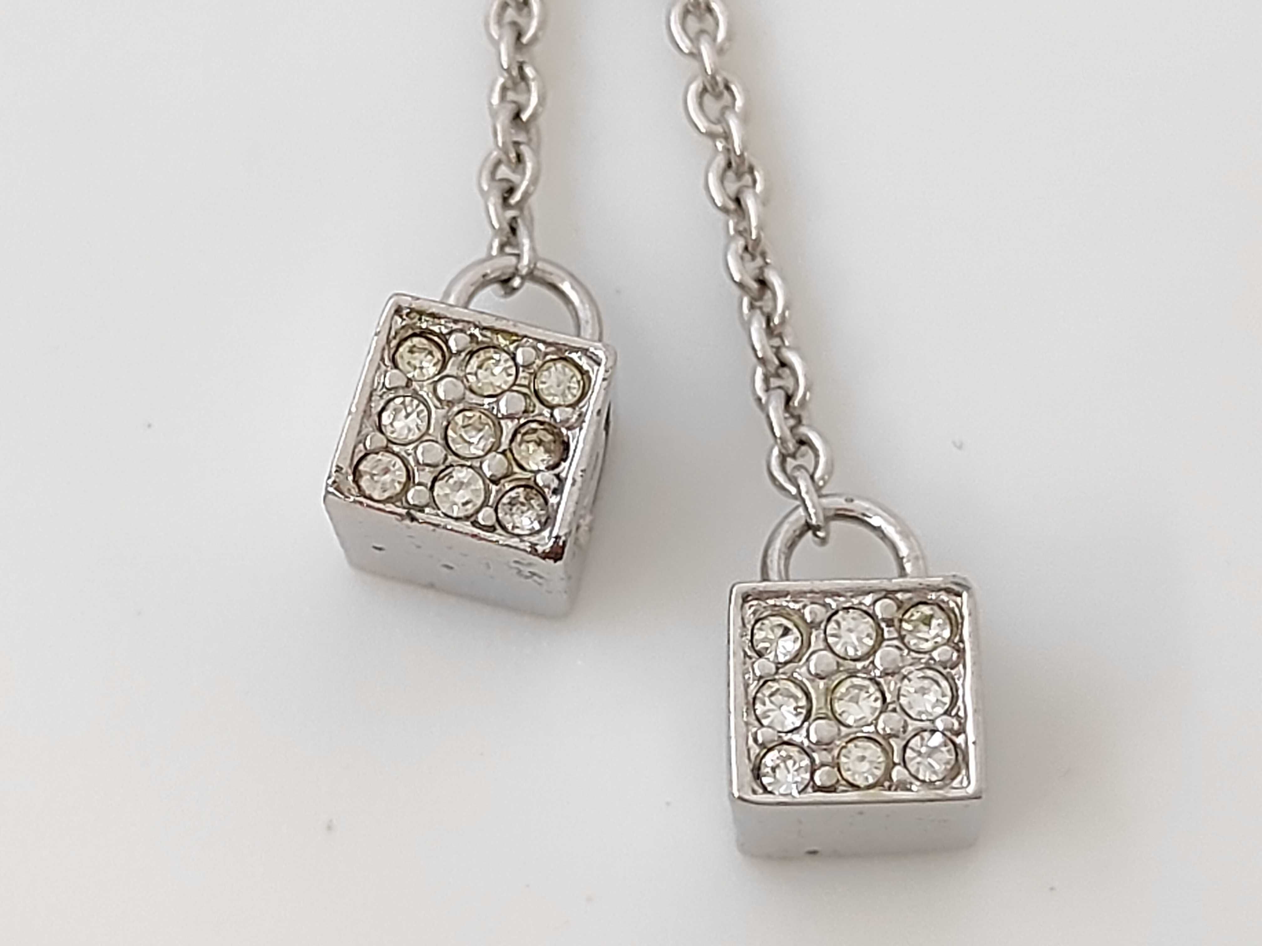 Dice Lariat Necklace (Dice Cube Necklace) — view 3