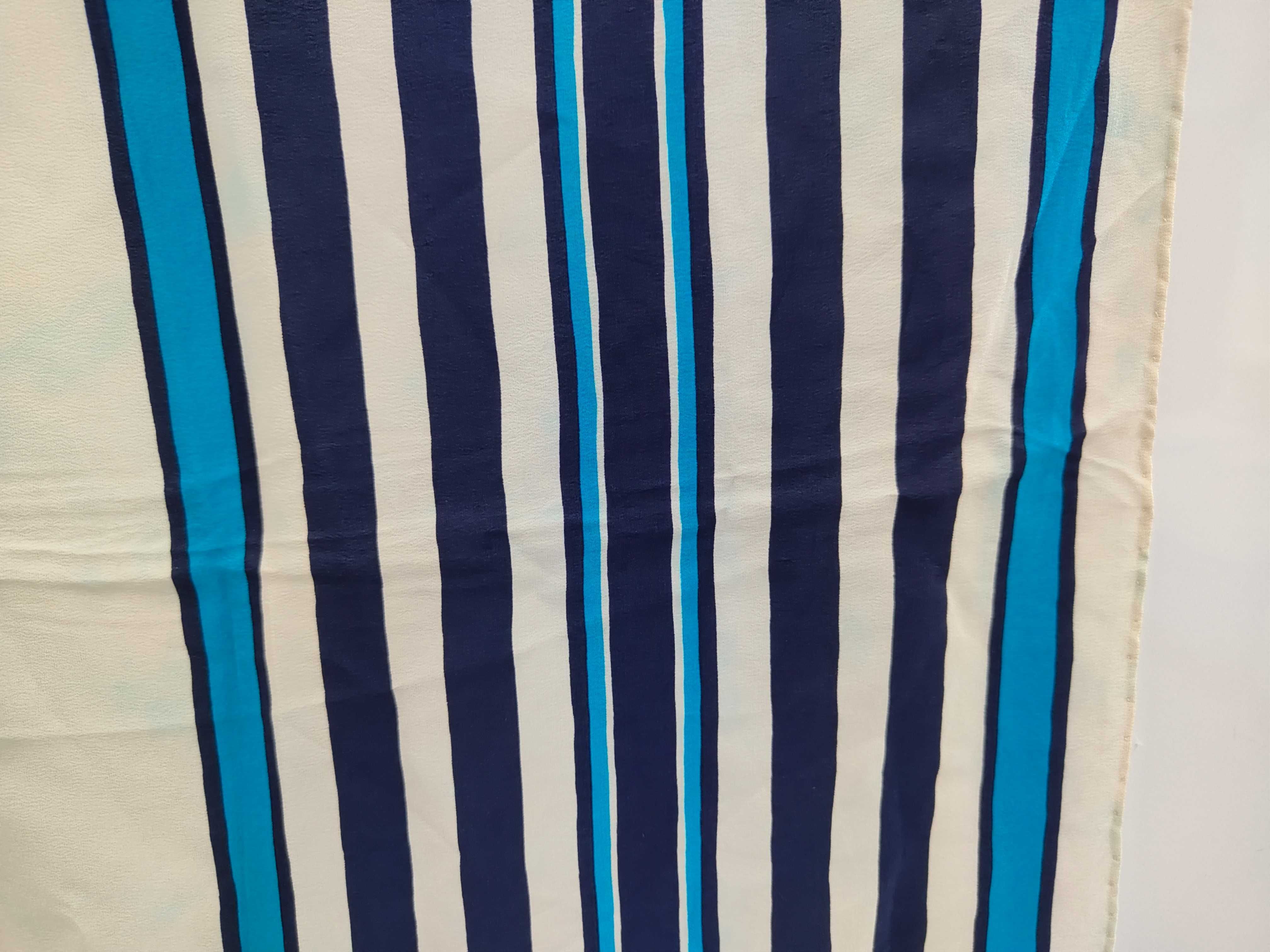 scarf (no tag) and other accessories — view 6