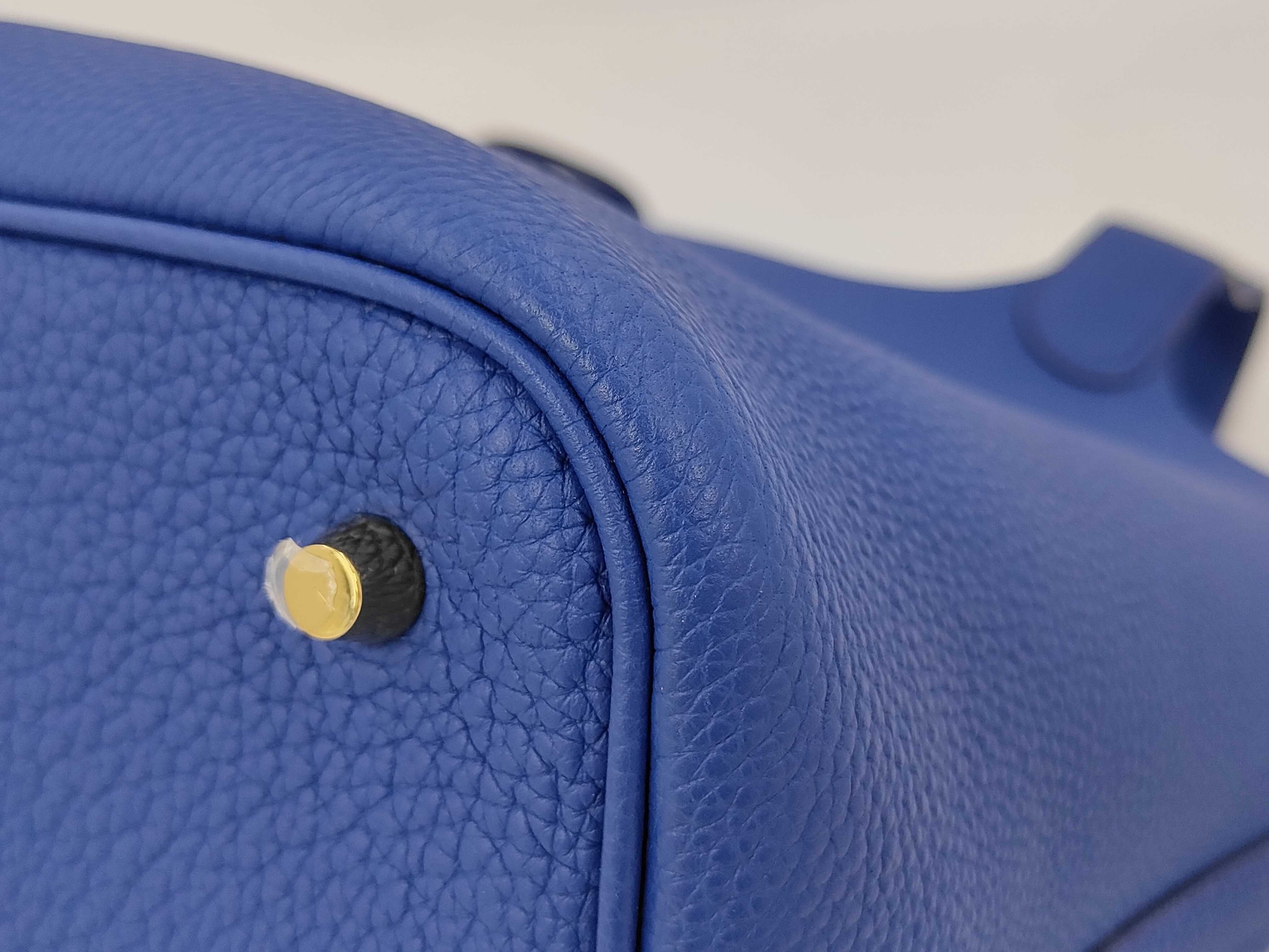 Picotin Lock PM Togo Leather Handbag, Blue — view 3