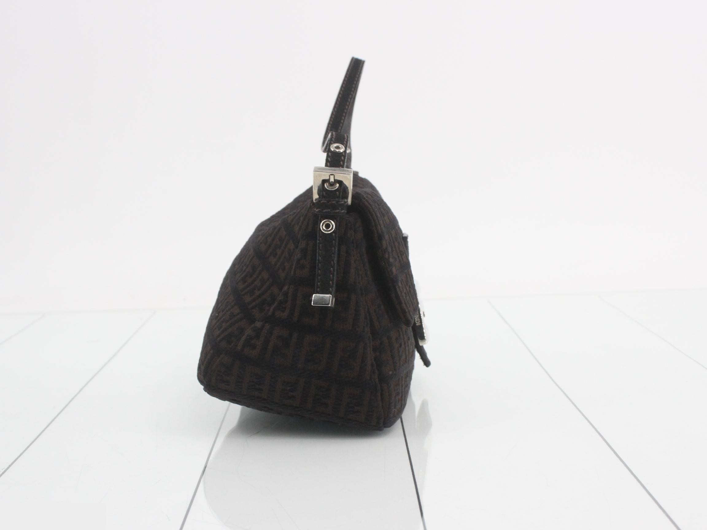Zucchino (Bag) - Mamma Bucket Shoulder Bag — view 4