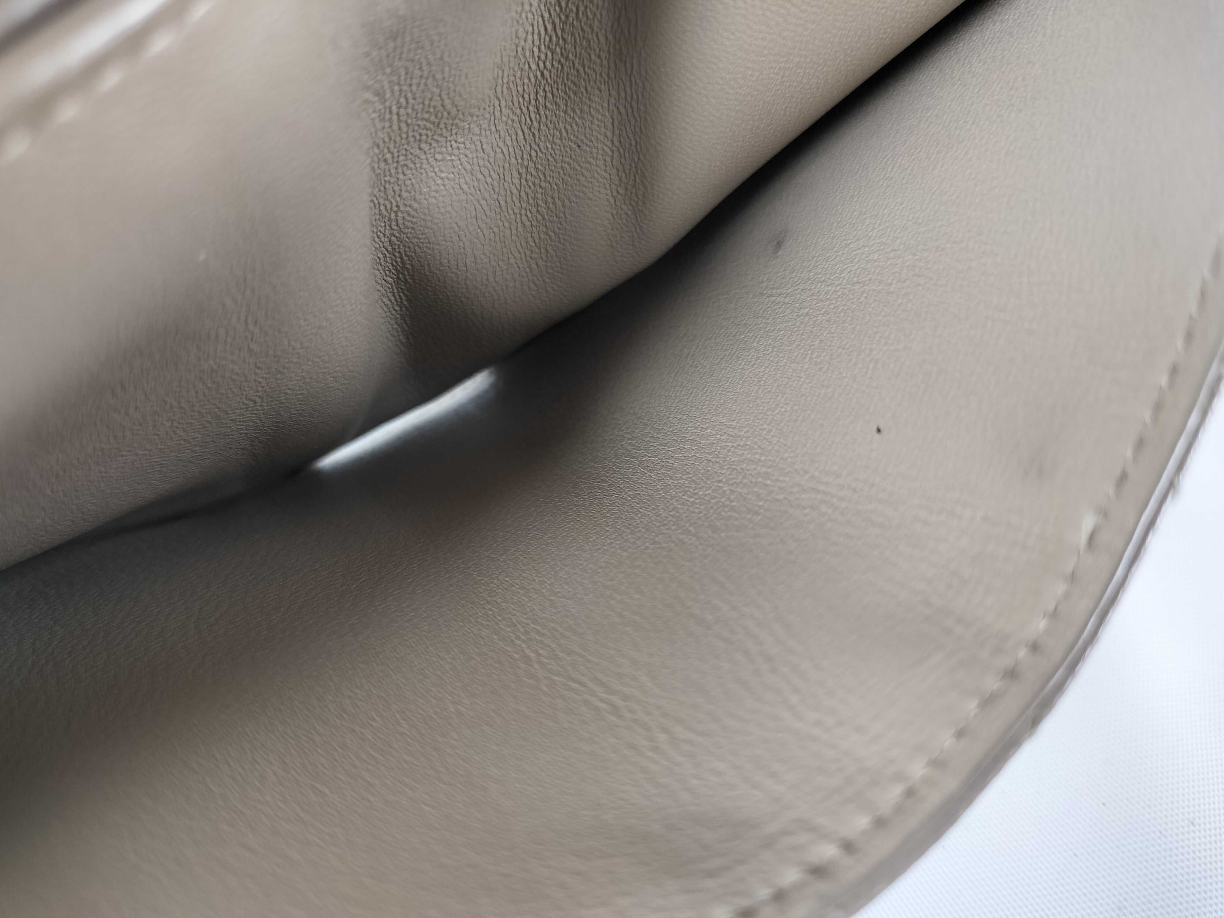 V-stitch folding wallet — view 9