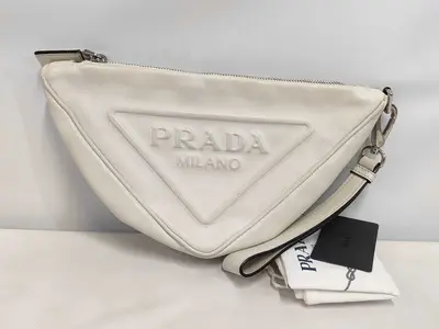 1NE039 Leather Triangle Clutch, White, IC Card Pouch, Strap, Handbag